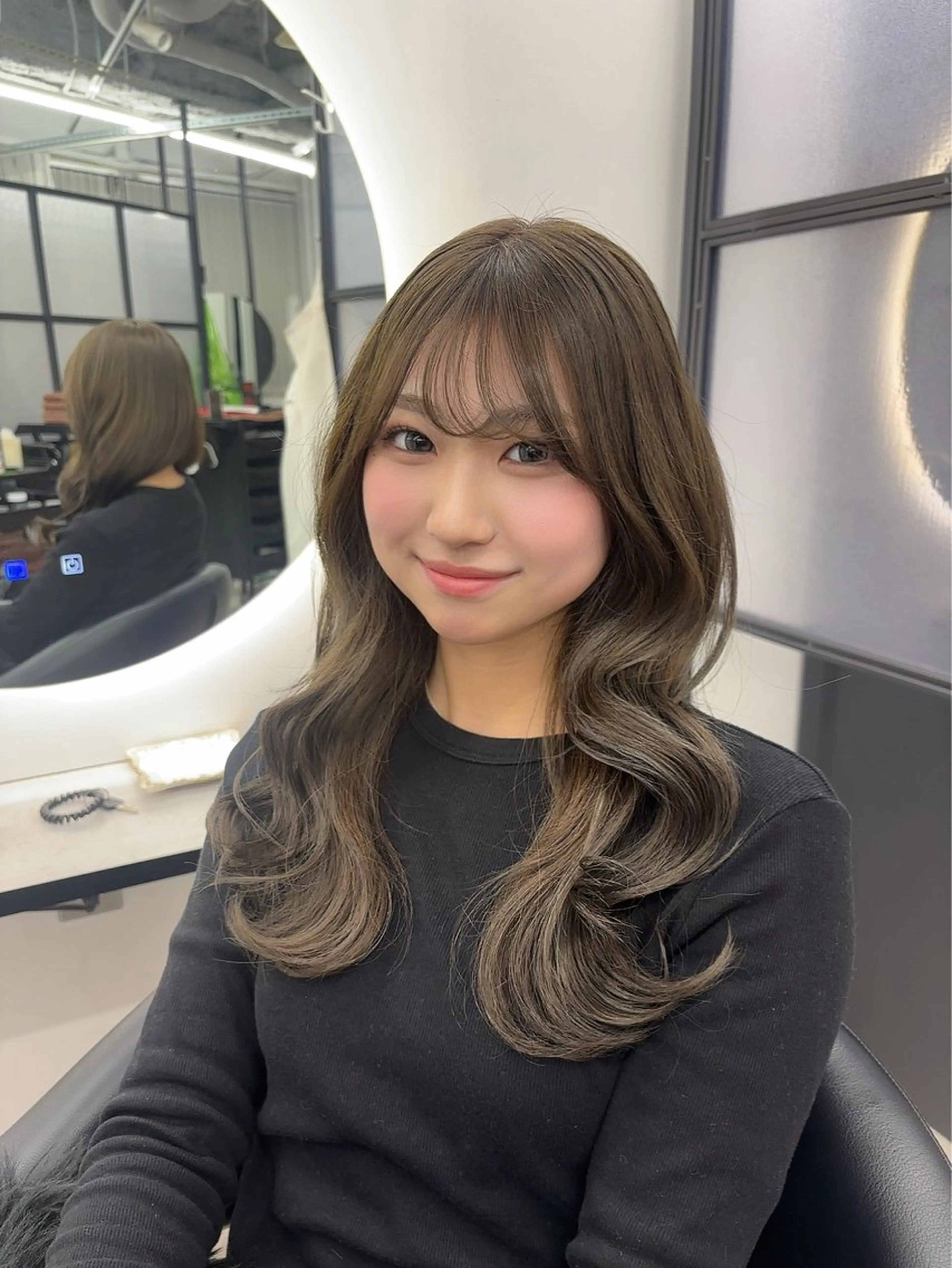 ロング カラー ヘアカラー Ren. 🦋デザインカラーのヘアスタイル