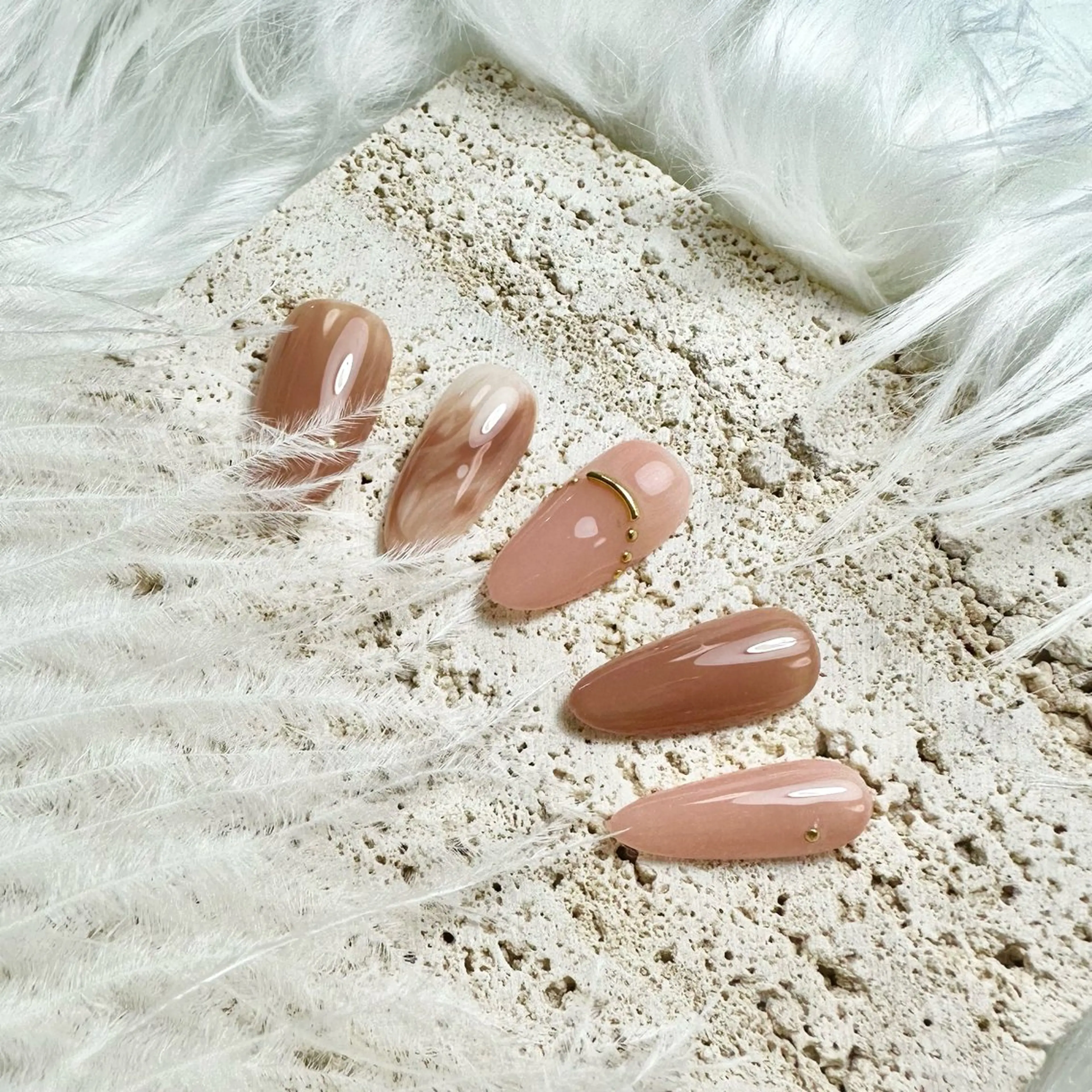 ネイル ジェルネイル nail salon Feerieのネイルデザイン
