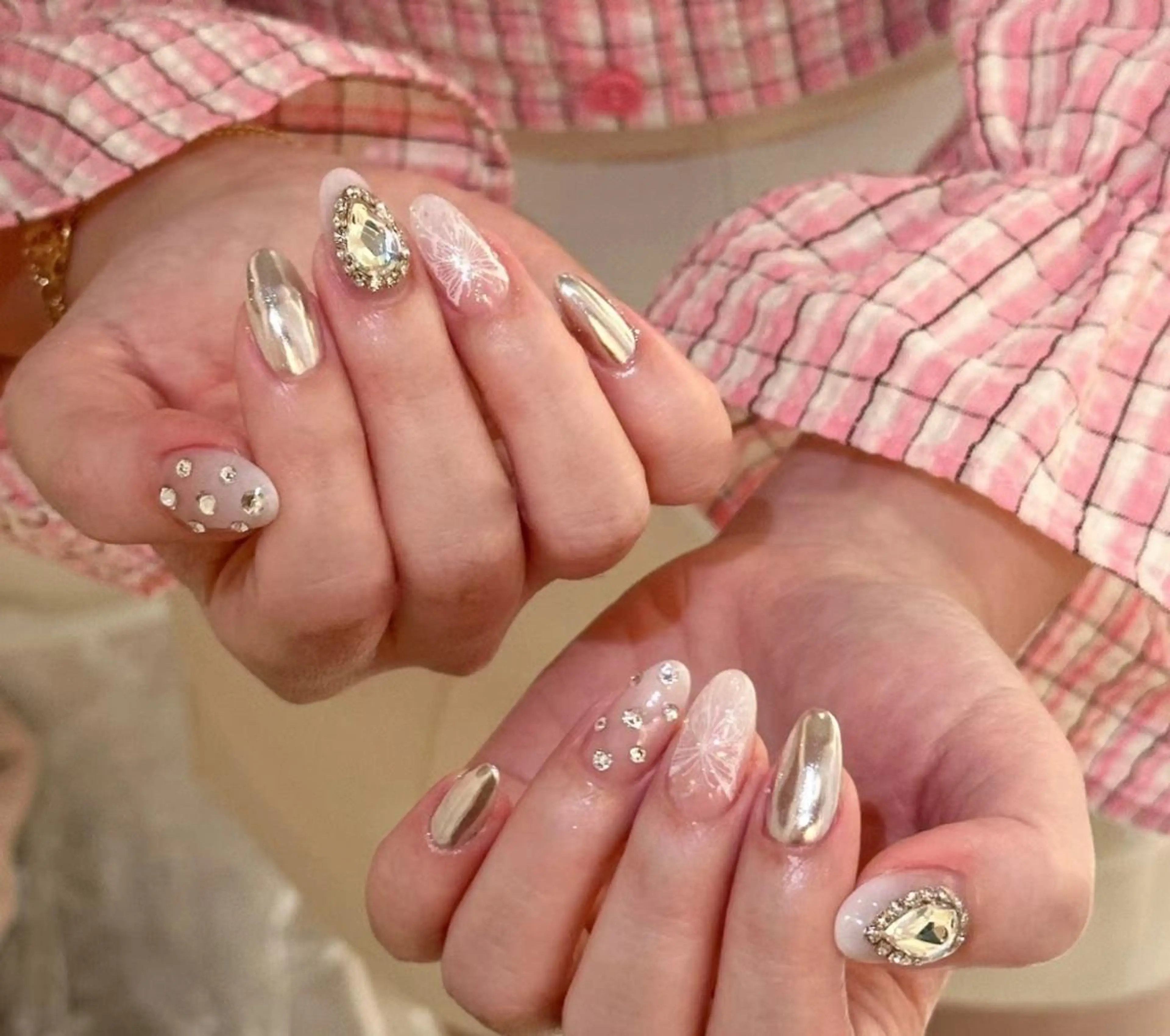 ネイル ハンドネイル 🎀 NaNa_nailのネイルデザイン