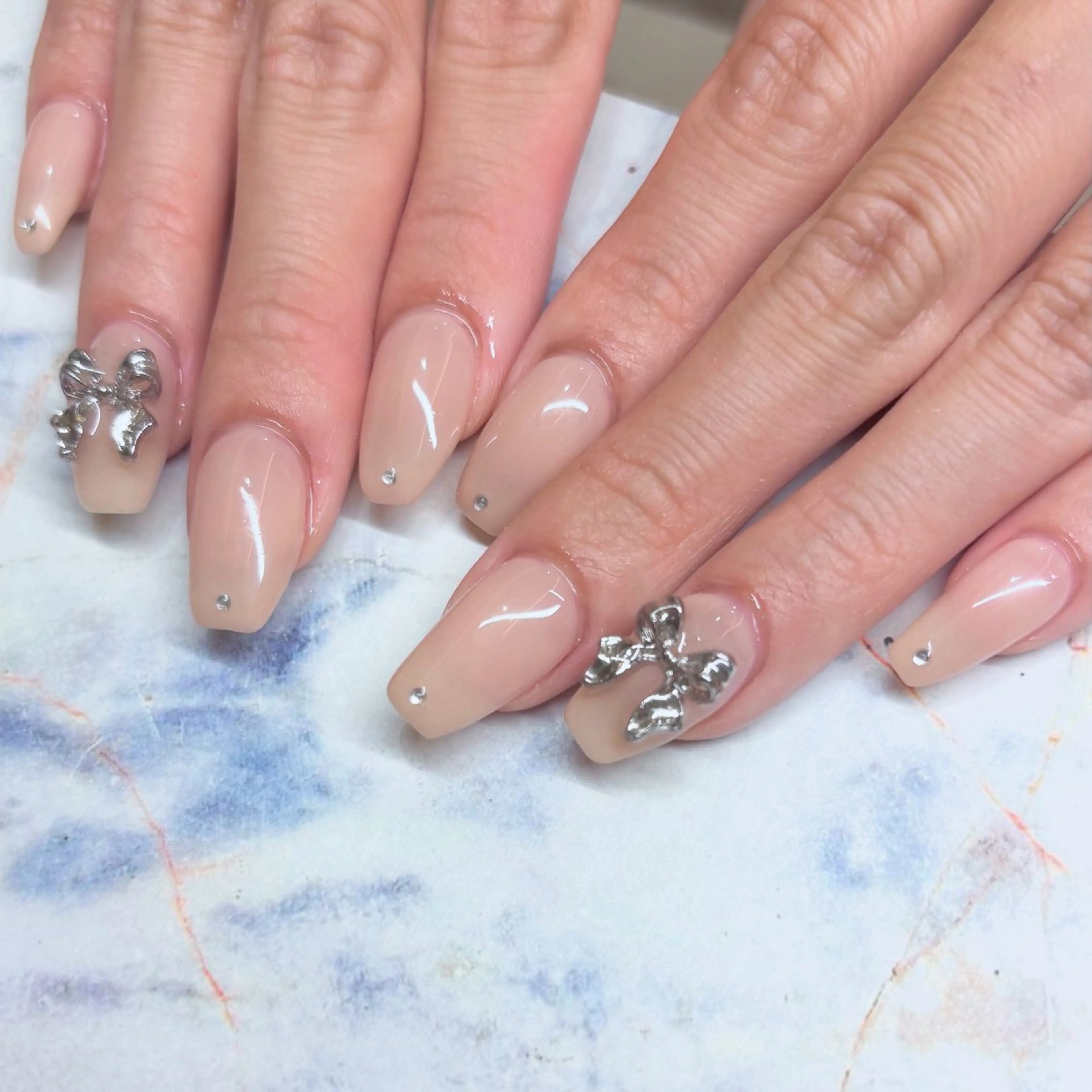 ネイル ワンカラーネイル ハンドネイル BeautyFavo .byRyokaのネイルデザイン