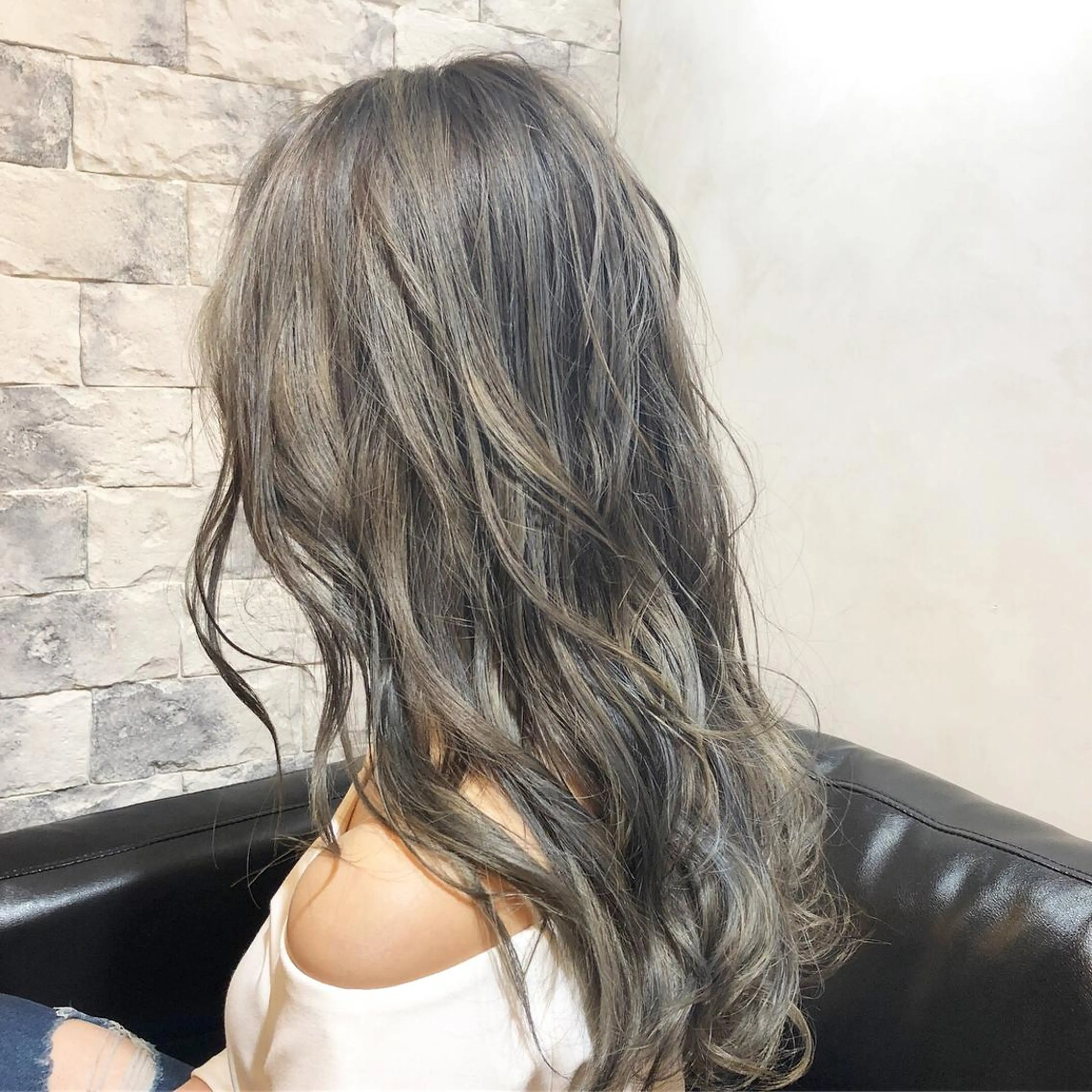 ロング ネイル マツエク・マツパ 外国人風カラー ハイライト トリートメント 綺麗な髪質にしたい方 限定🌈清水　祥のヘアスタイル