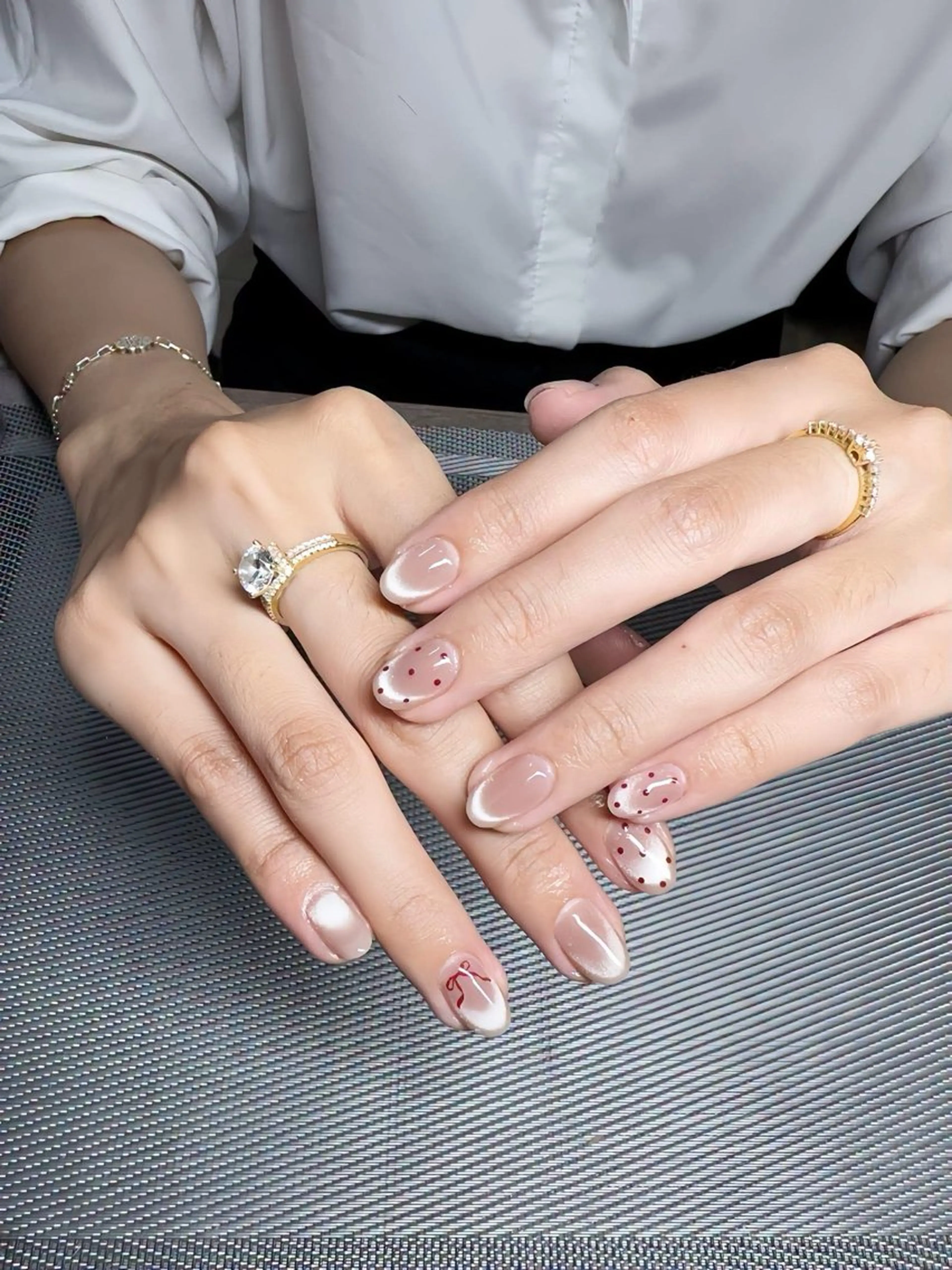 ネイル チークネイル フレンチネイル グラデーション キラキラネイル 韓国ネイル Minette nailHuongのネイルデザイン