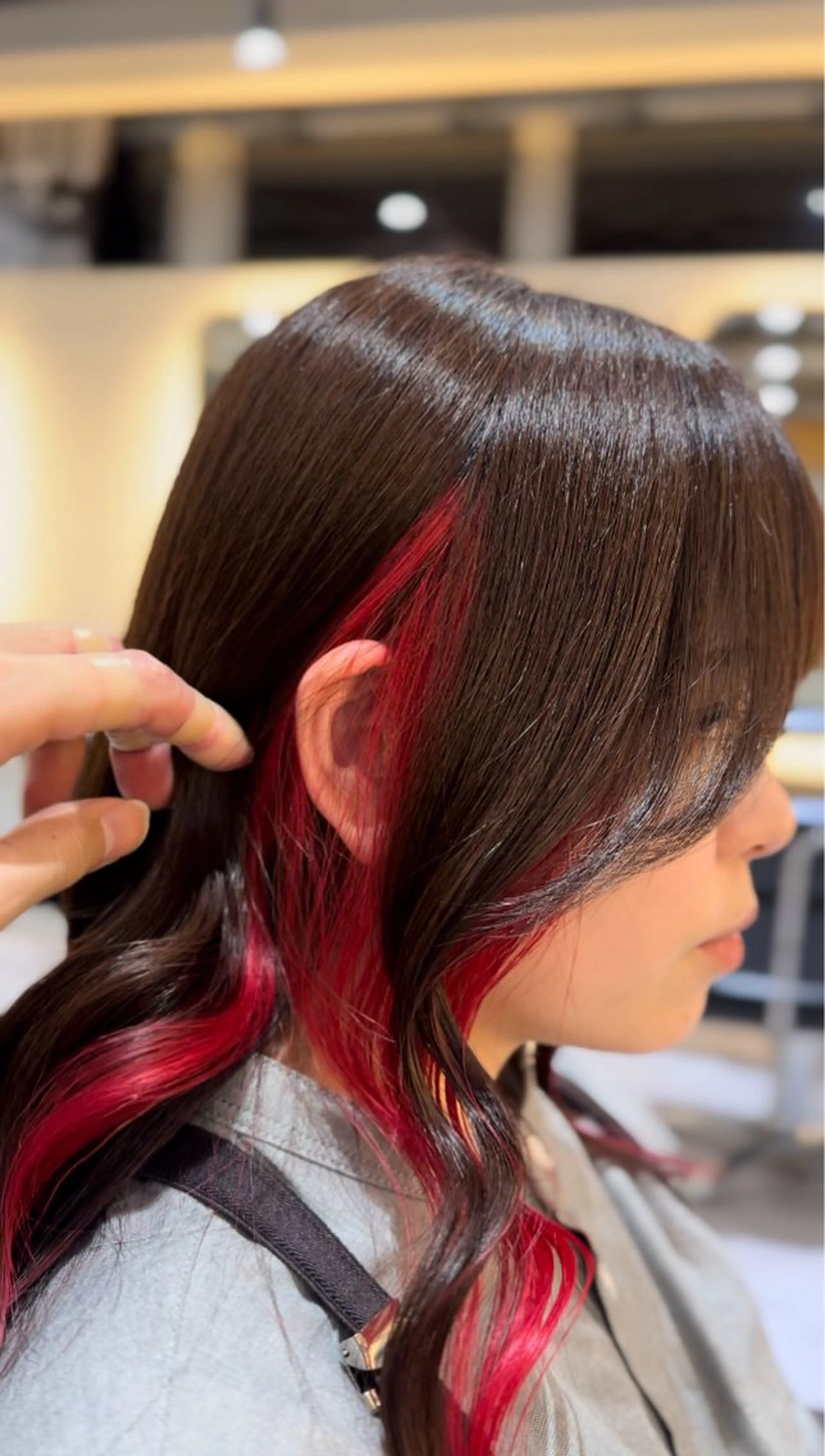 ロング カラー ブリーチ ケアブリーチ イヤリングカラー インナーカラー ヘアカラー トリートメント レイヤーカット/ ブリーチカラー/雅人のヘアスタイル