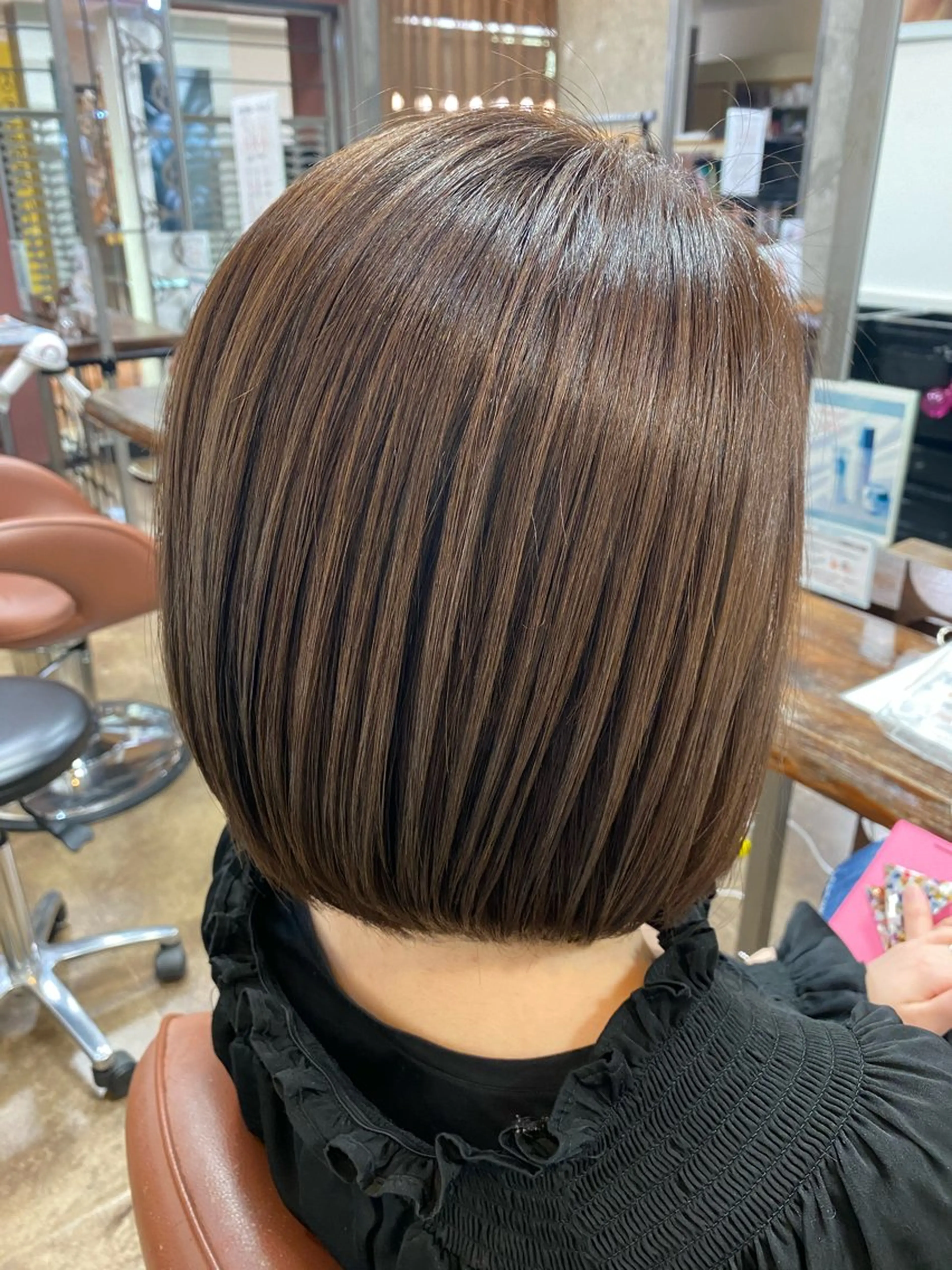 【2回目以降のお客様】これで白髪は気にならない!白髪ぼかしダブルカラー、髪質改善トリートメント付きの写真