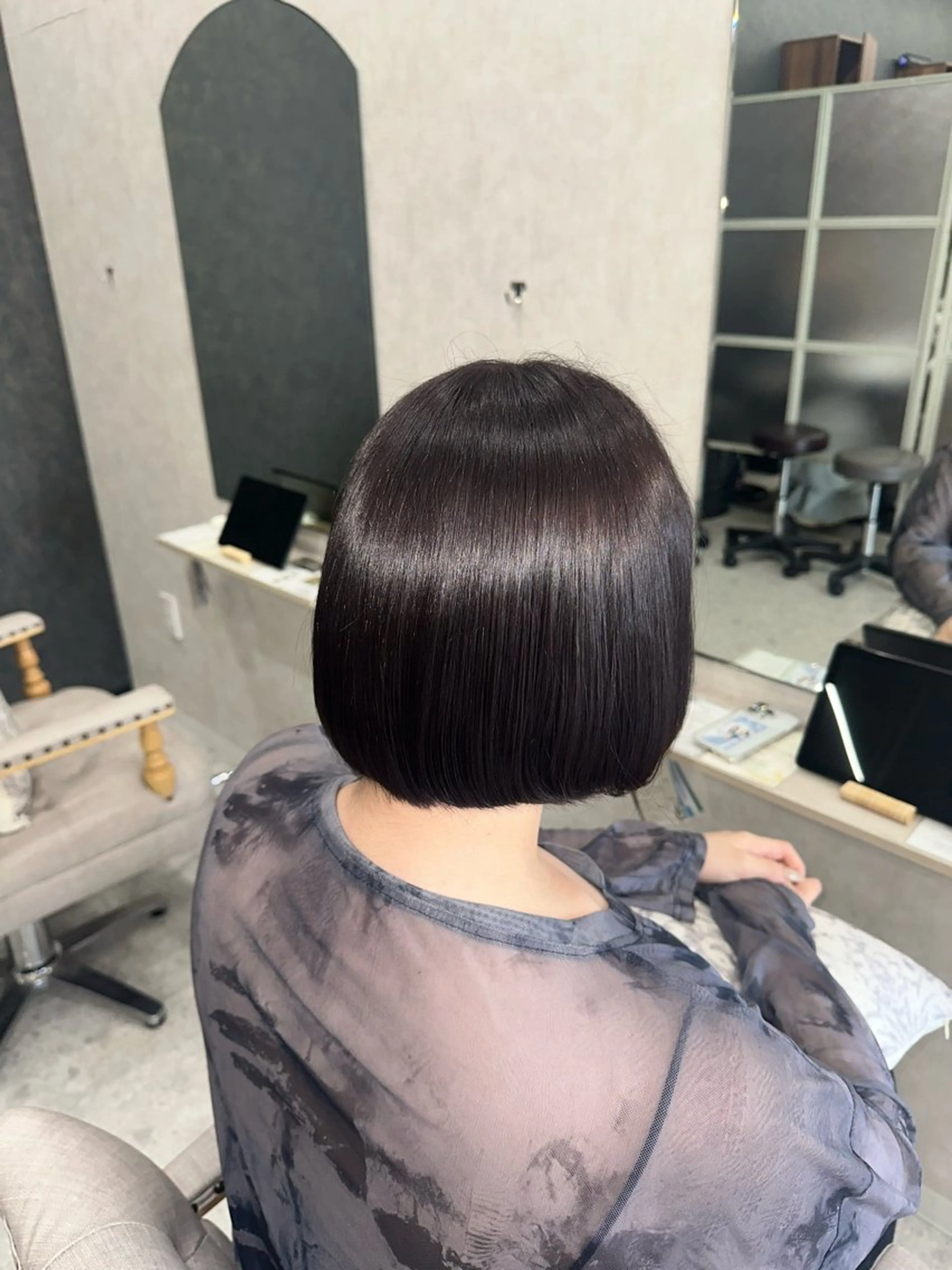 ショート 尾崎 虹美のヘアスタイル