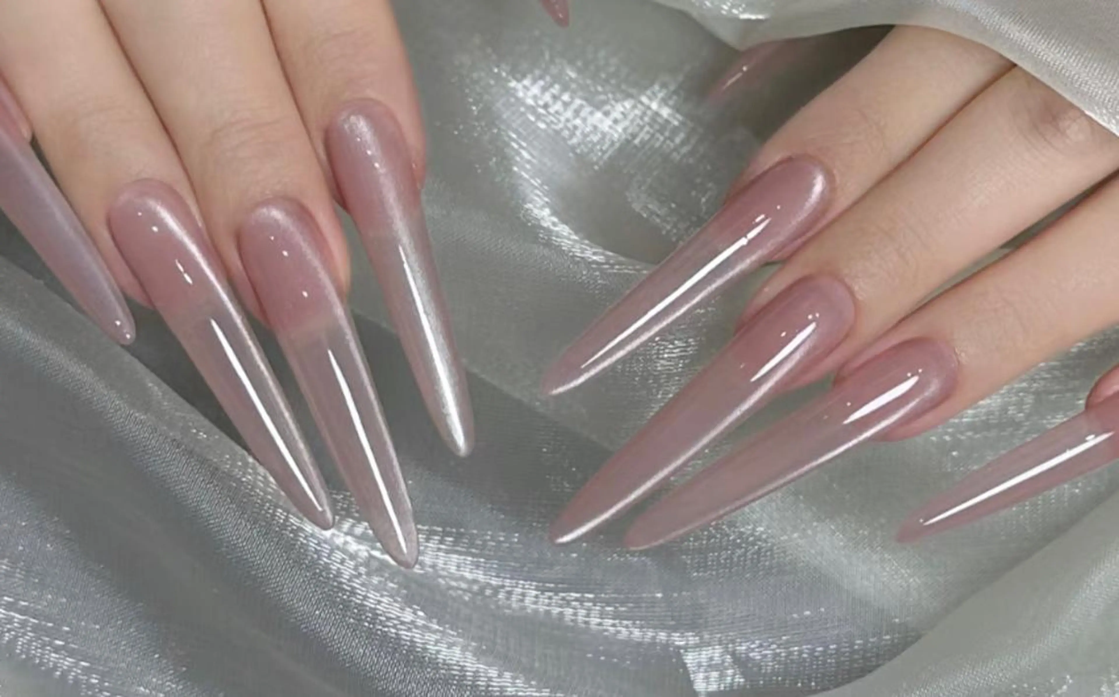 ネイル ハンドネイル 🎀 NaNa_nailのネイルデザイン