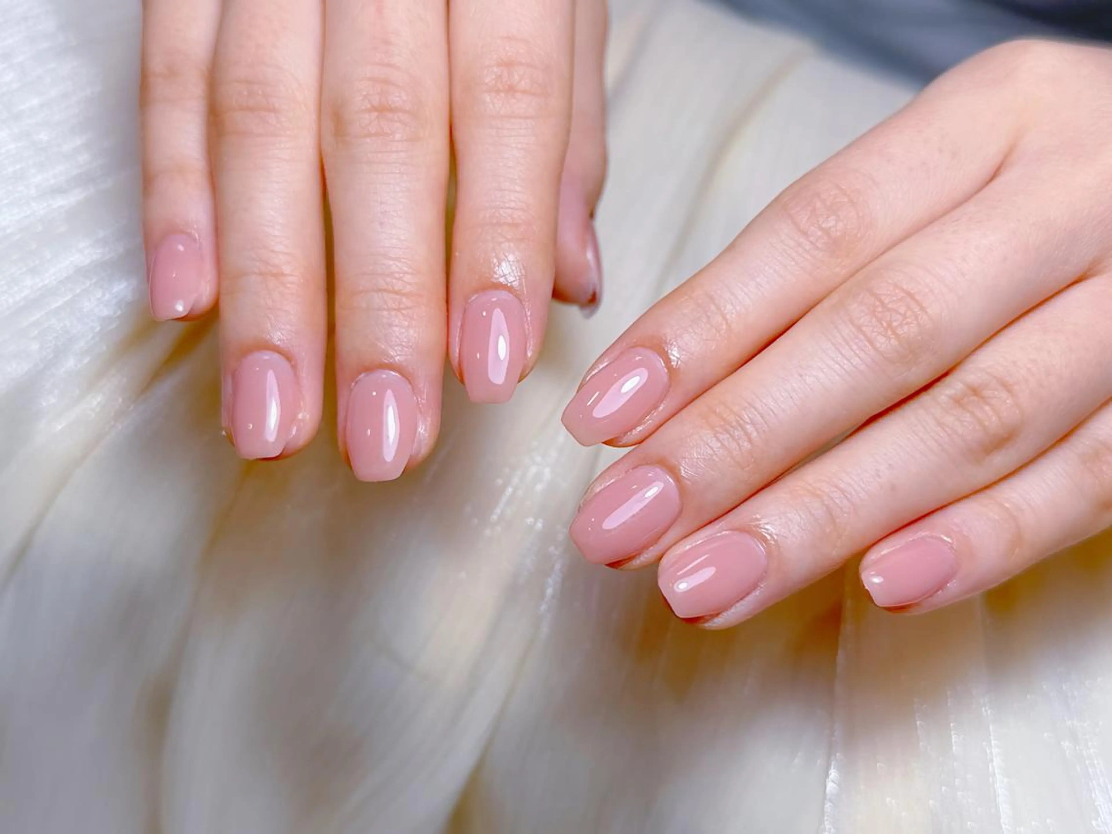 ネイル ハンドネイル ハンドケア Lumina _MIOのネイルデザイン