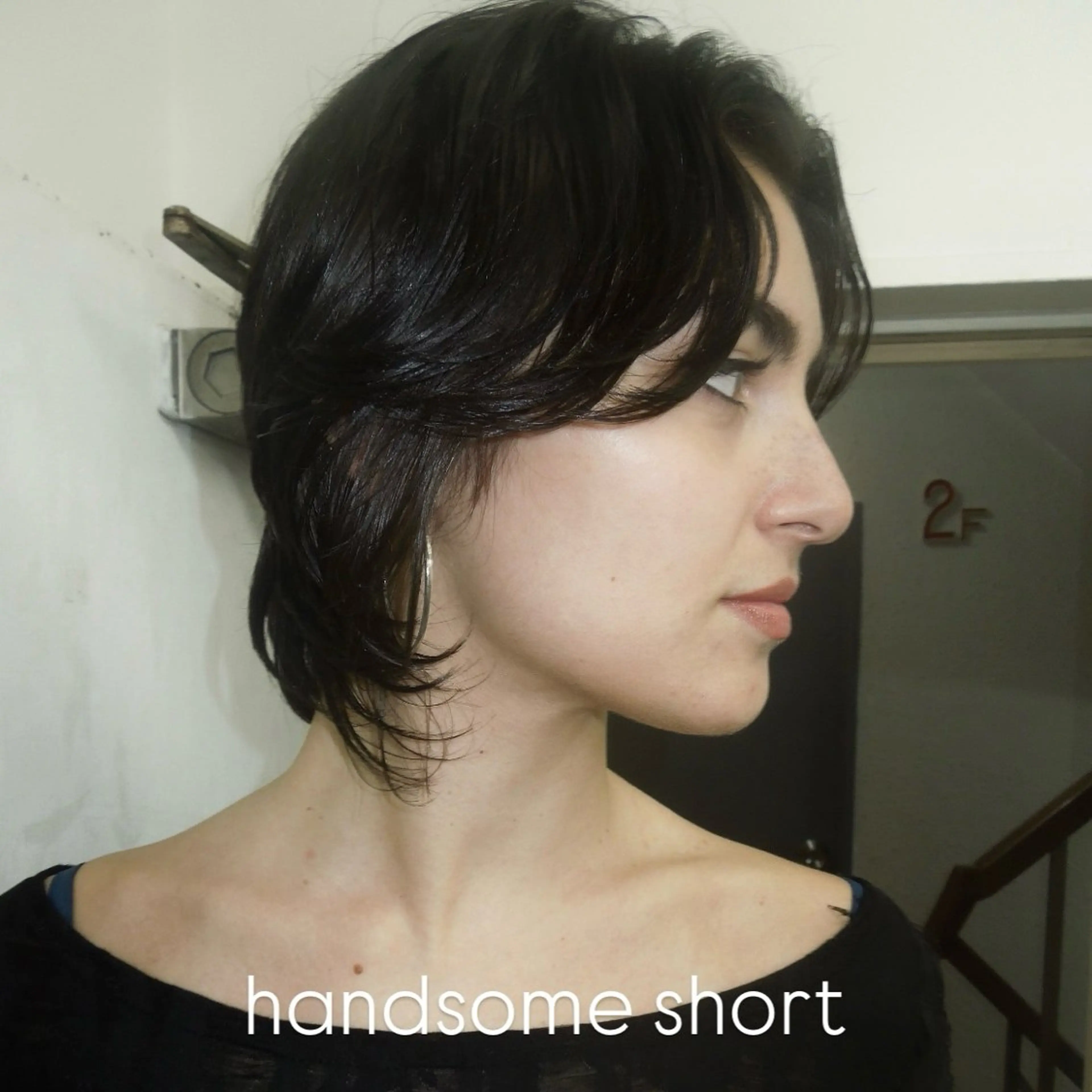 ミディアム タマキ/似合わせ カット/Wカラーのヘアスタイル