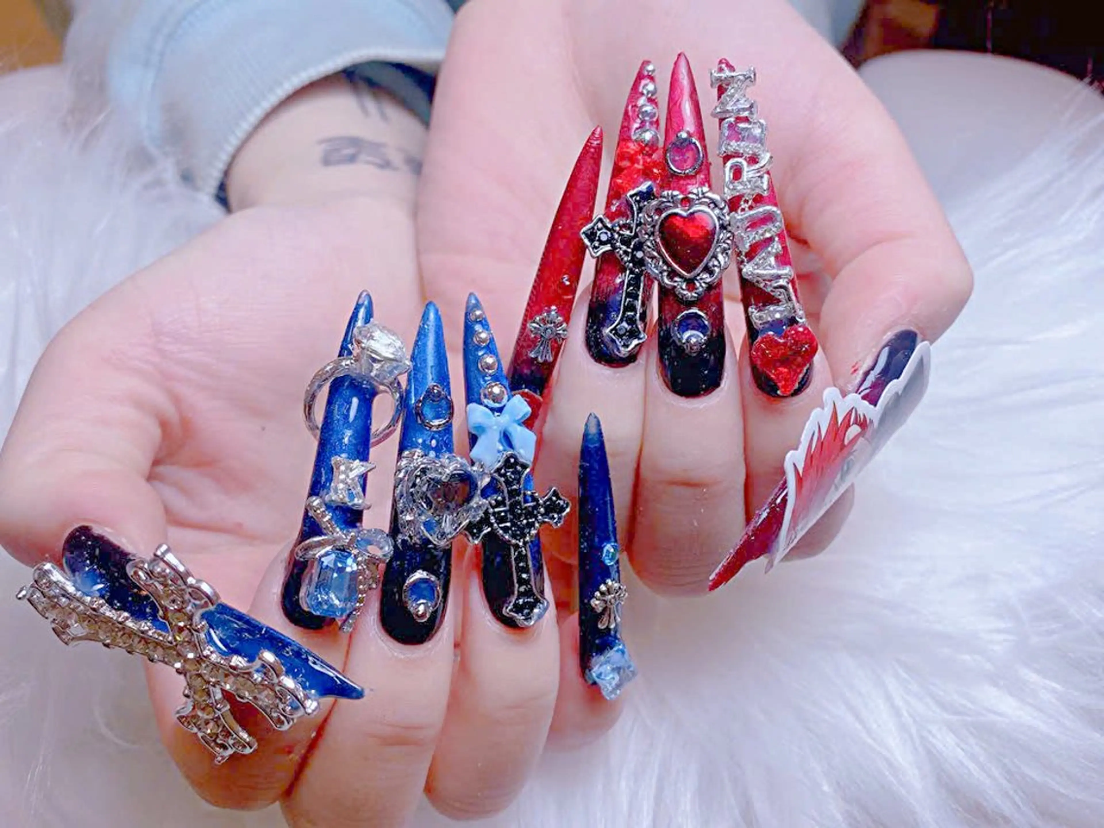 ネイル オーロラネイル ブラウン フラッシュネイル フラワーネイル ホログラムネイル ハンドネイル ハンドケア Rei _Nail 新宿のネイルデザイン