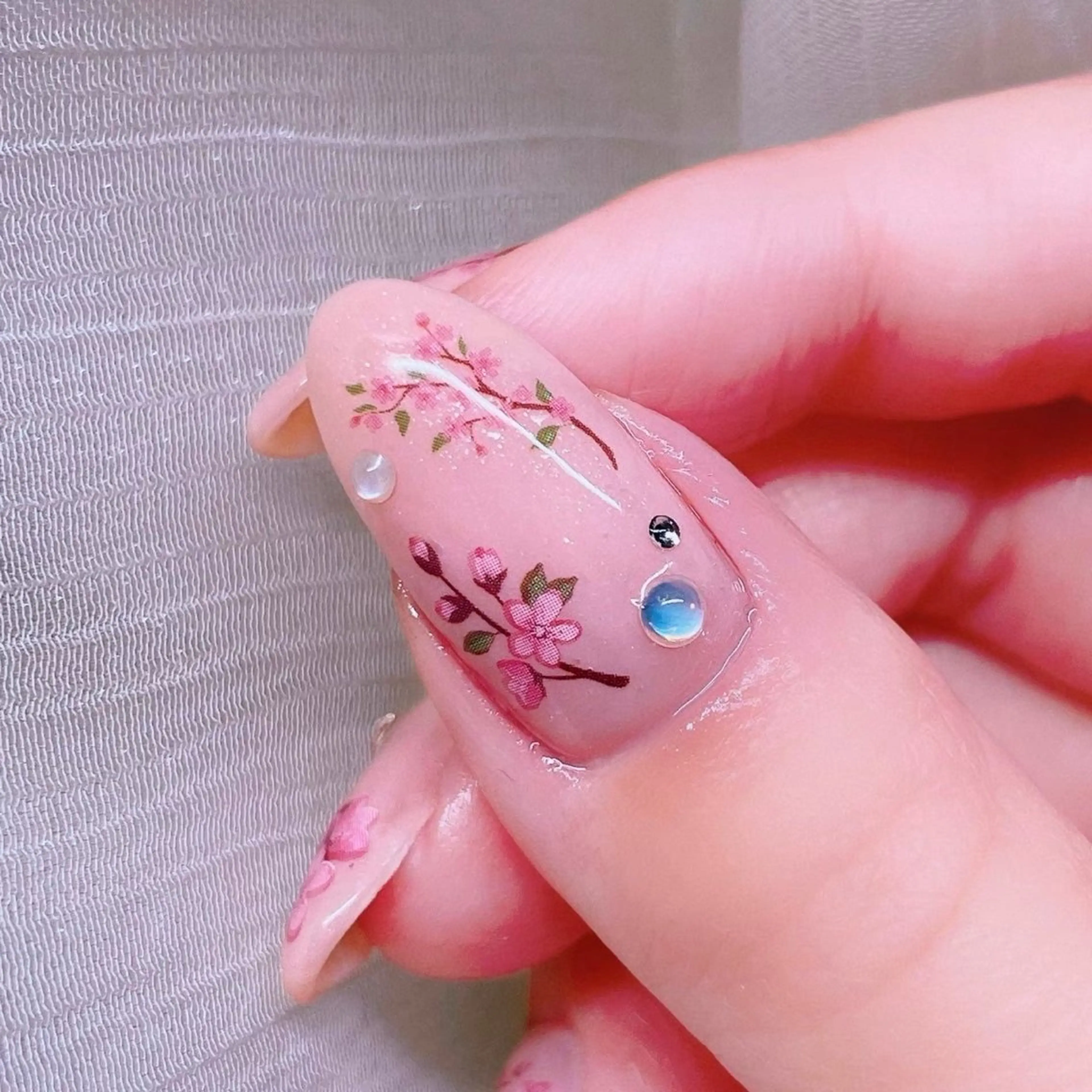 ネイル ストーンネイル ハンドネイル Nailist SUZU所属・Nailist suzuのネイルデザイン