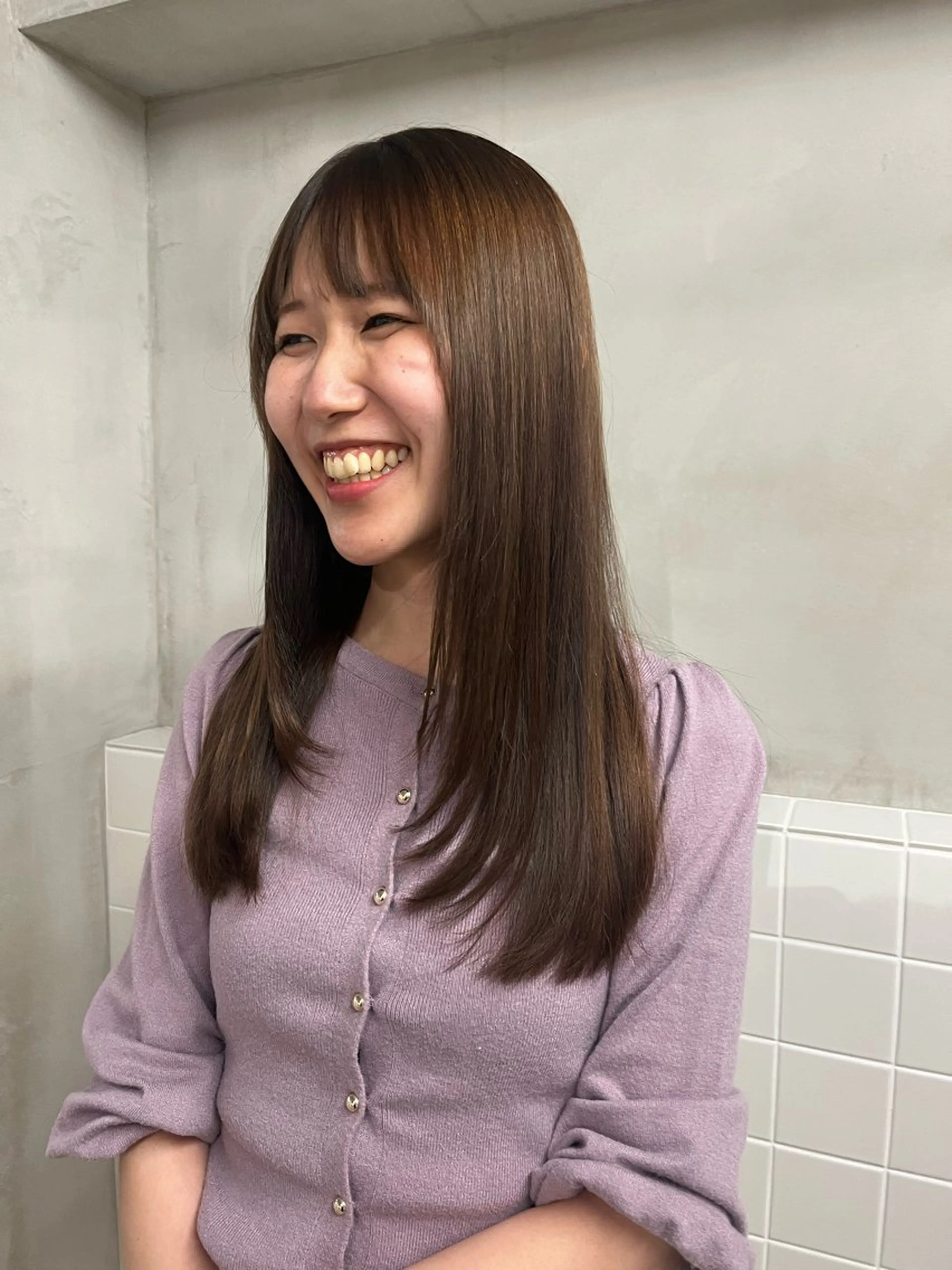 ロング カラー レイヤーカット ローレイヤー anon Loemのヘアスタイル