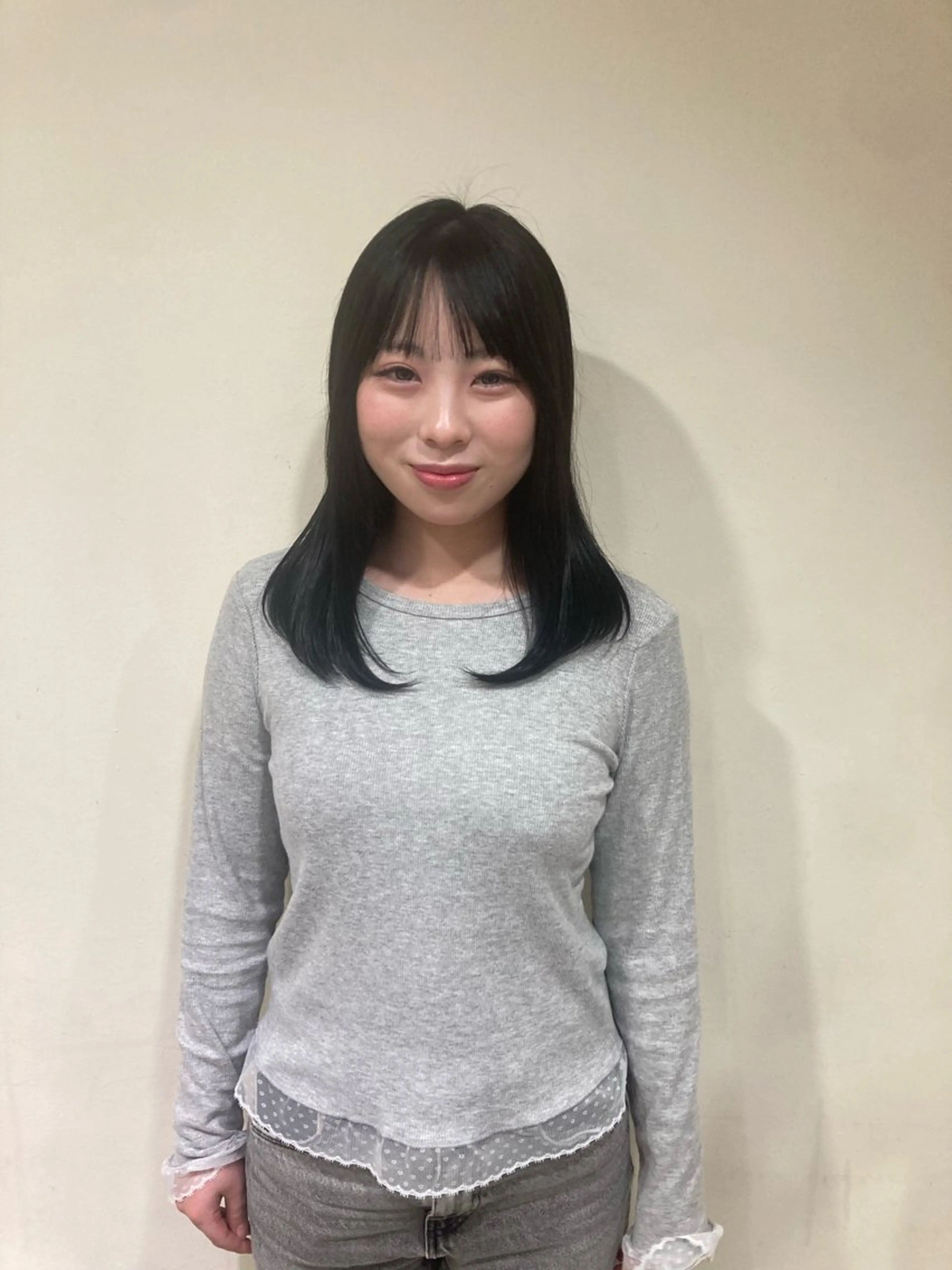 ロング カラー ブリーチ 透明感カラー 辰巳 遥萌のヘアスタイル