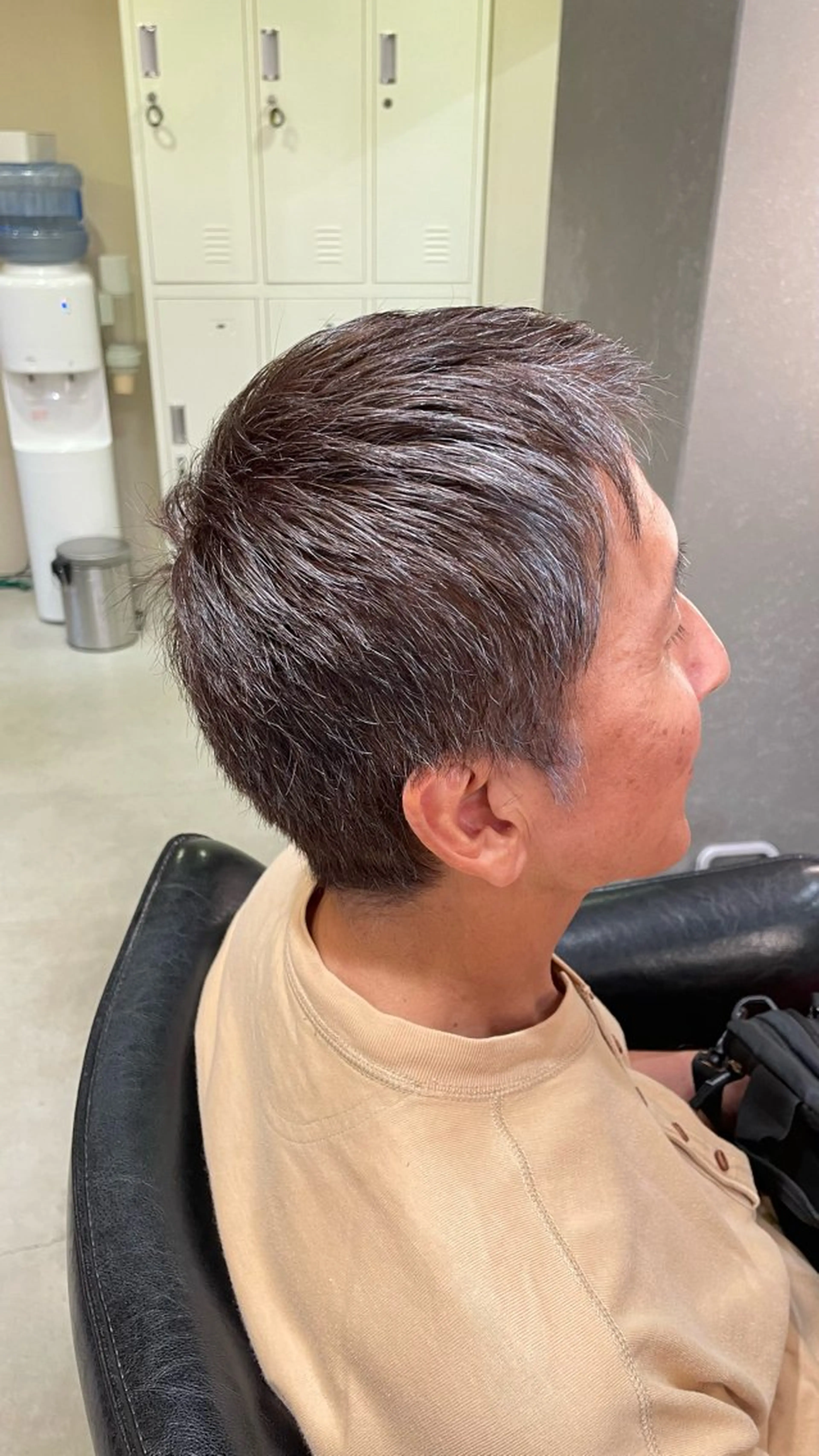 カラー メンズ ブラウンカラー ヘアカラー 💐RHYTHM💐 岡本早苗のヘアスタイル