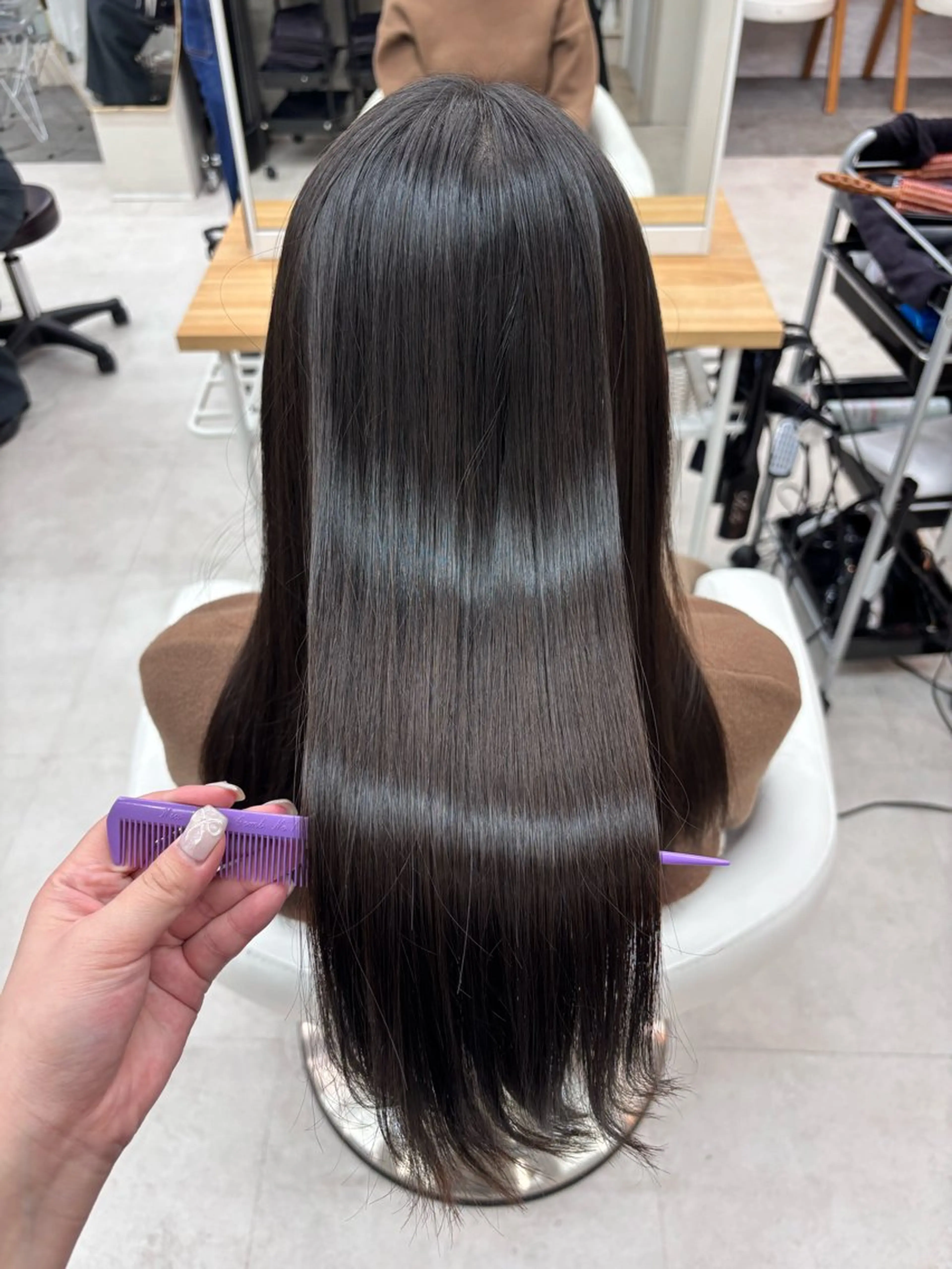 ロング 縮毛矯正 トリートメント 𝗆𝗂𝗒𝗎 🐈‍⬛🎀のヘアスタイル