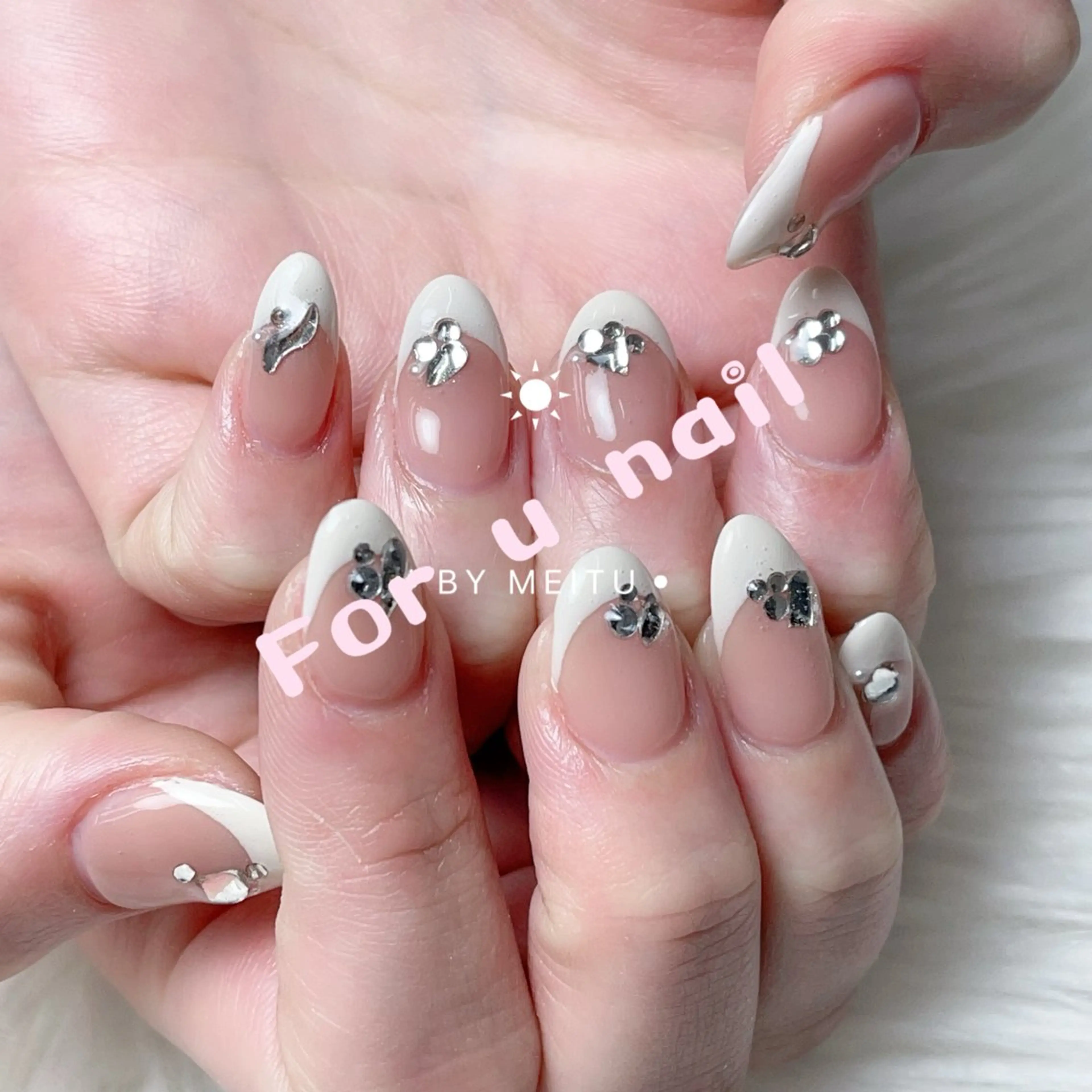 メンズ ネイル アートネイル フレンチネイル ジェルネイル キラキラネイル パラジェル ハンドネイル Bloom スカルプ専門店のネイルデザイン