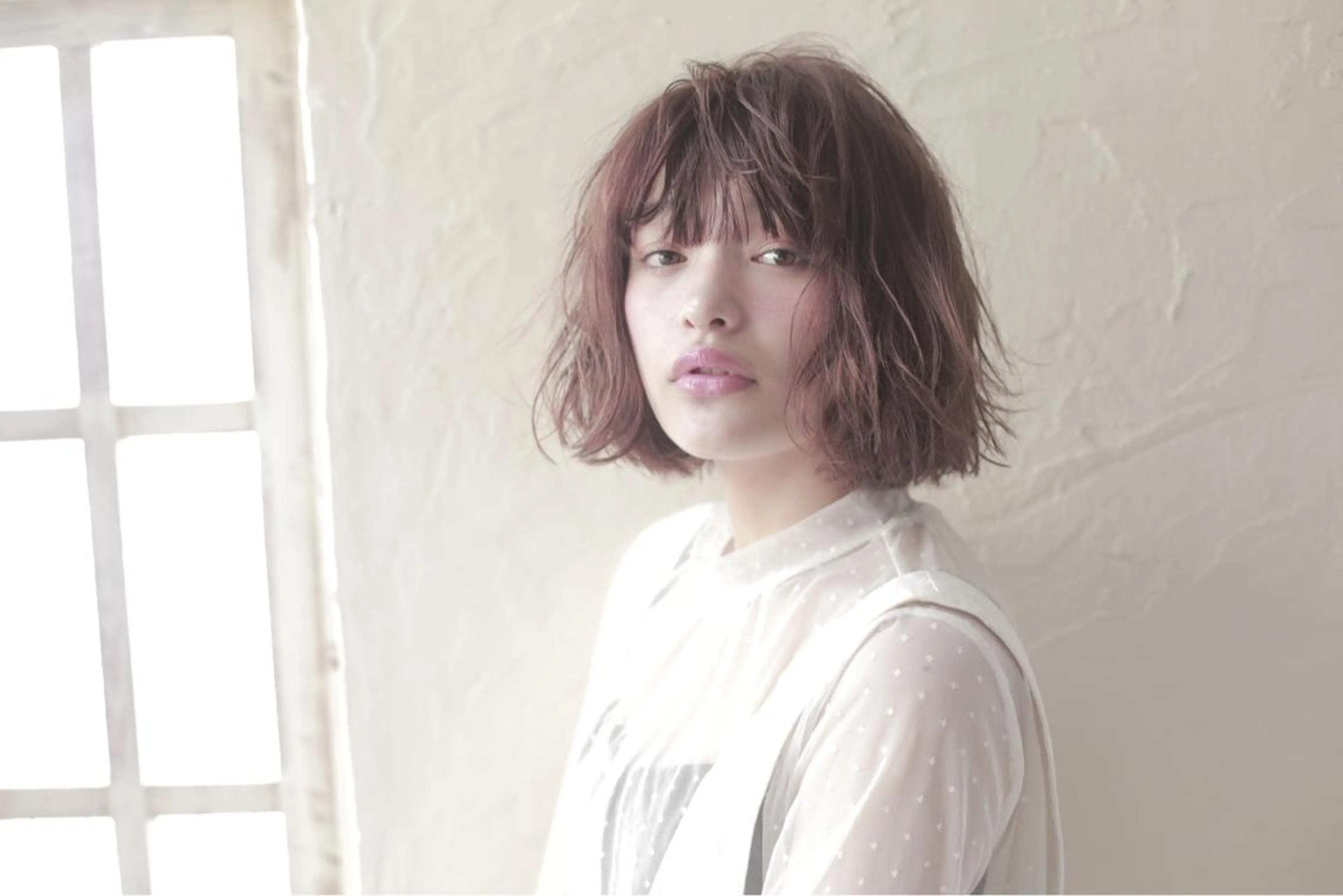 ショート ミディアム カラー 山下 千明のヘアスタイル