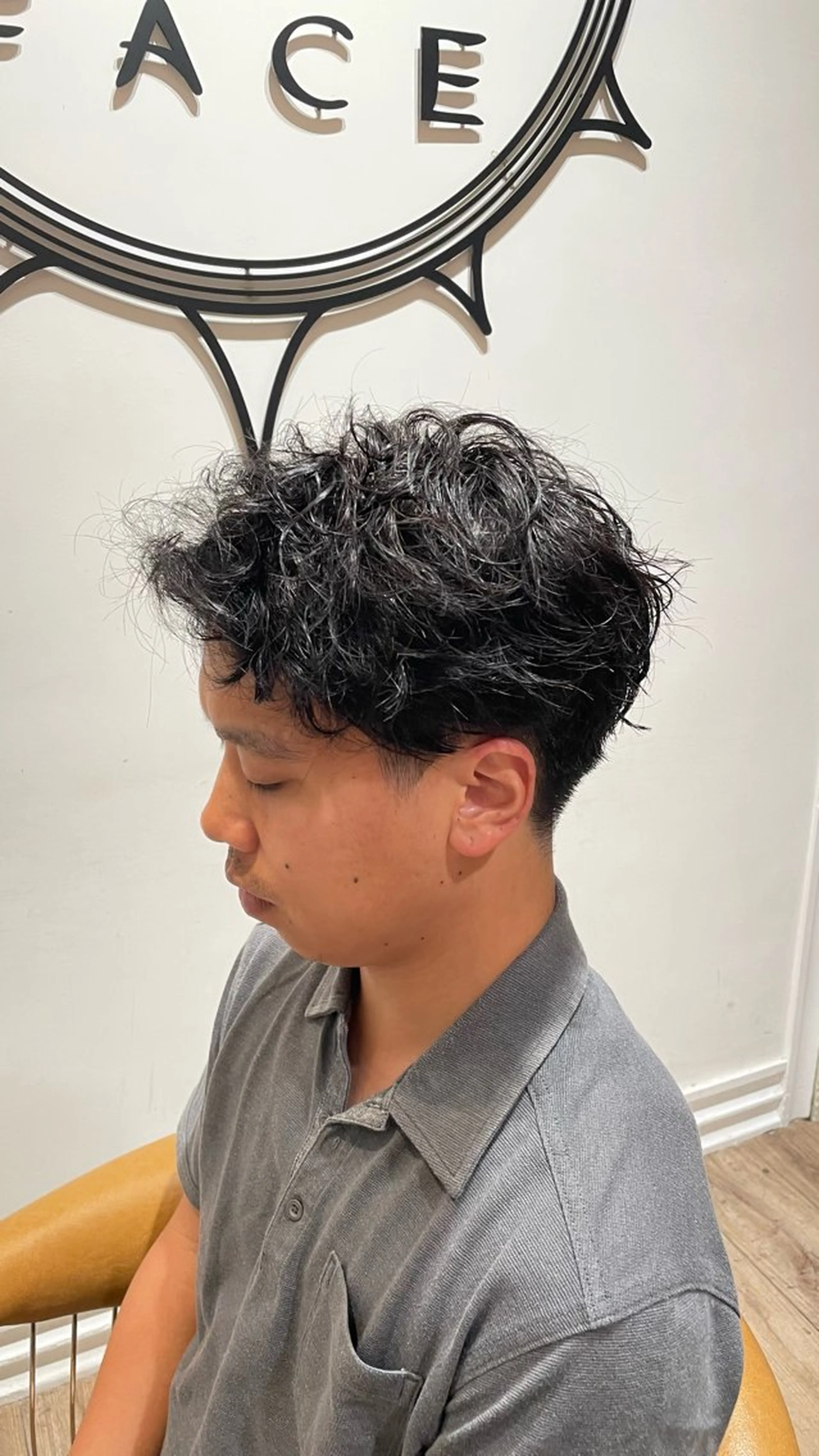 パーマ 河端 春綺のヘアスタイル