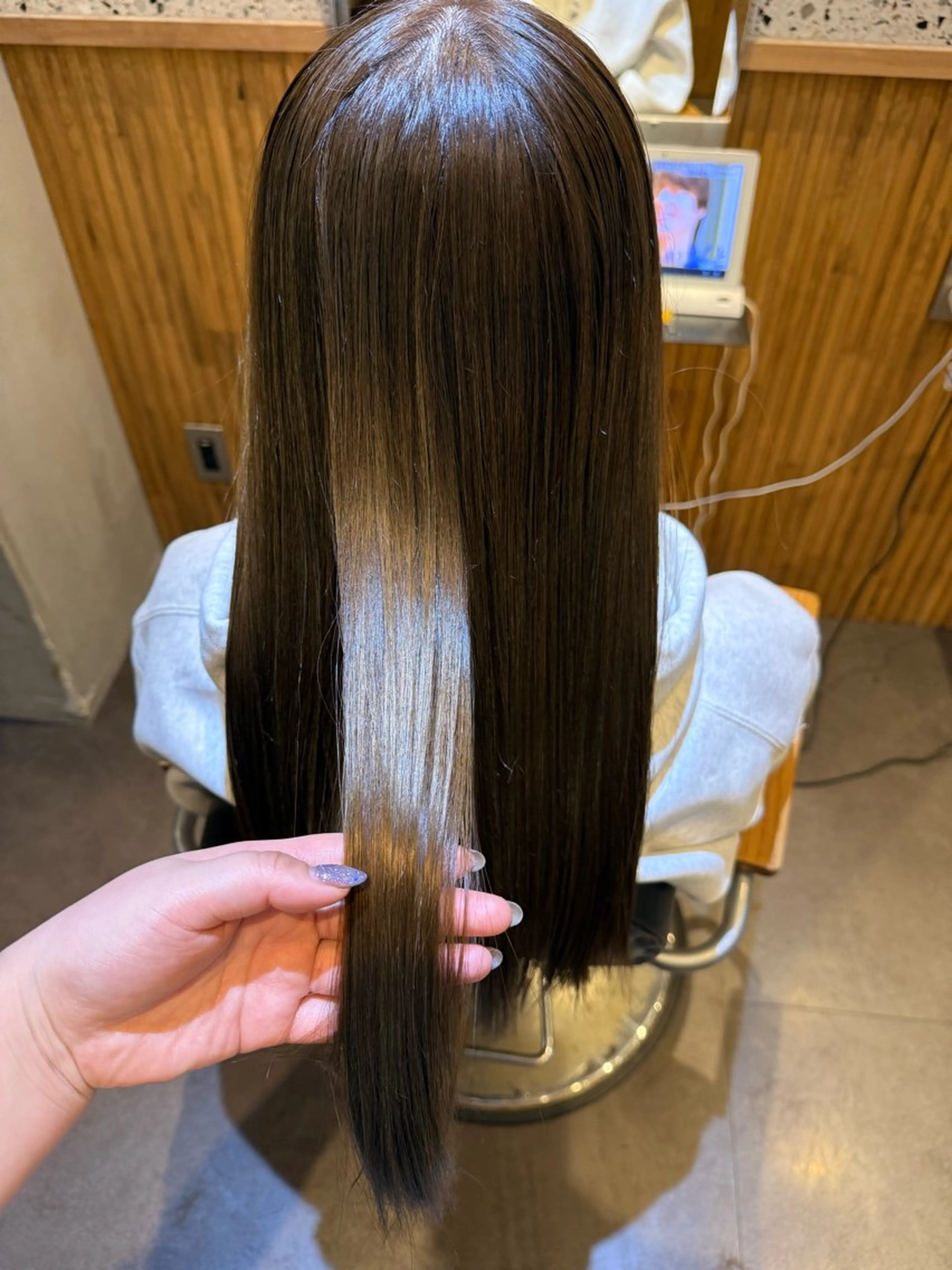 カット 縮毛矯正 ヘッドスパ 🌟メンズ🌟シ ョート🌟クルミのヘアスタイル