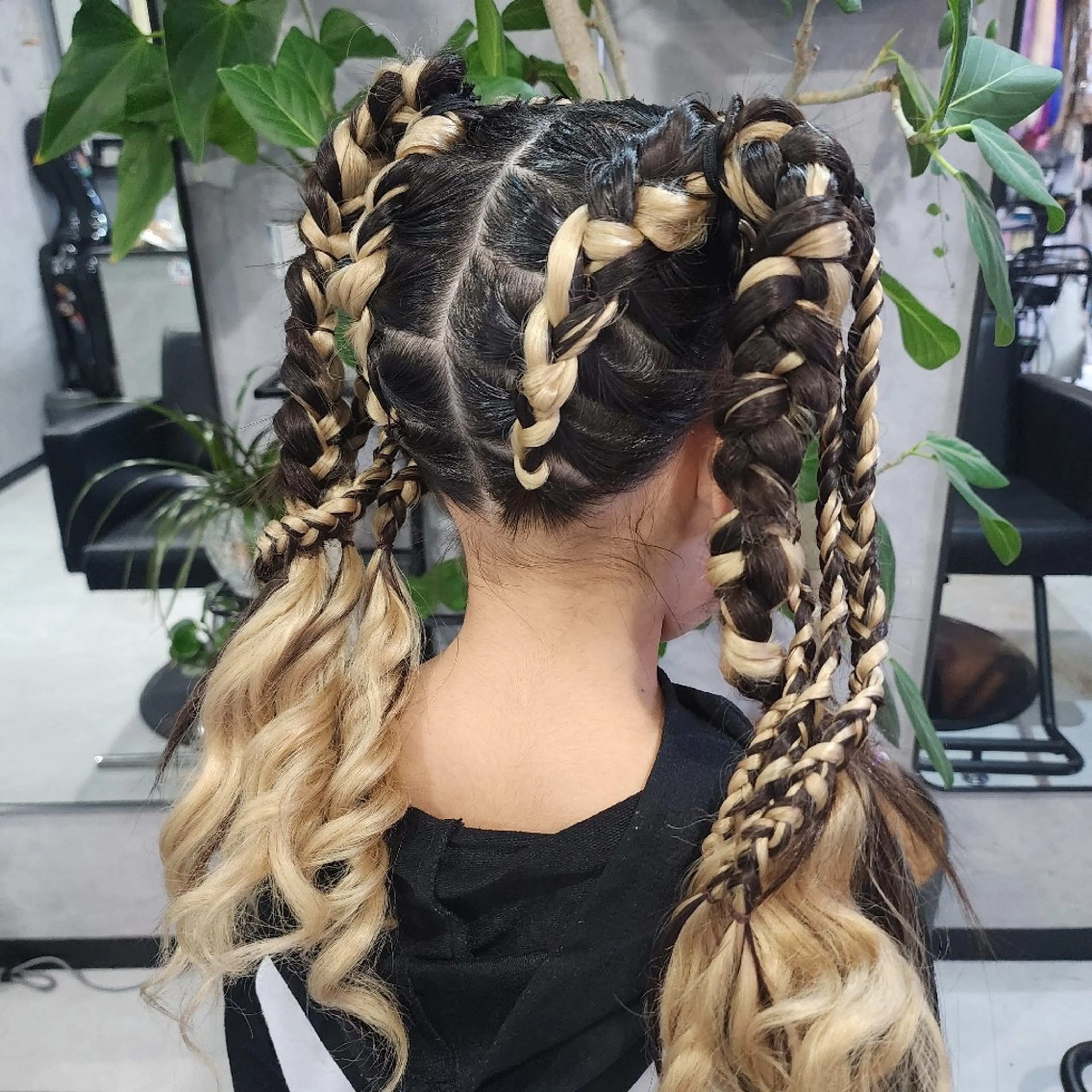 ヘアアレンジ キッズ 成人式 ESTELA... OHARA のヘアスタイル