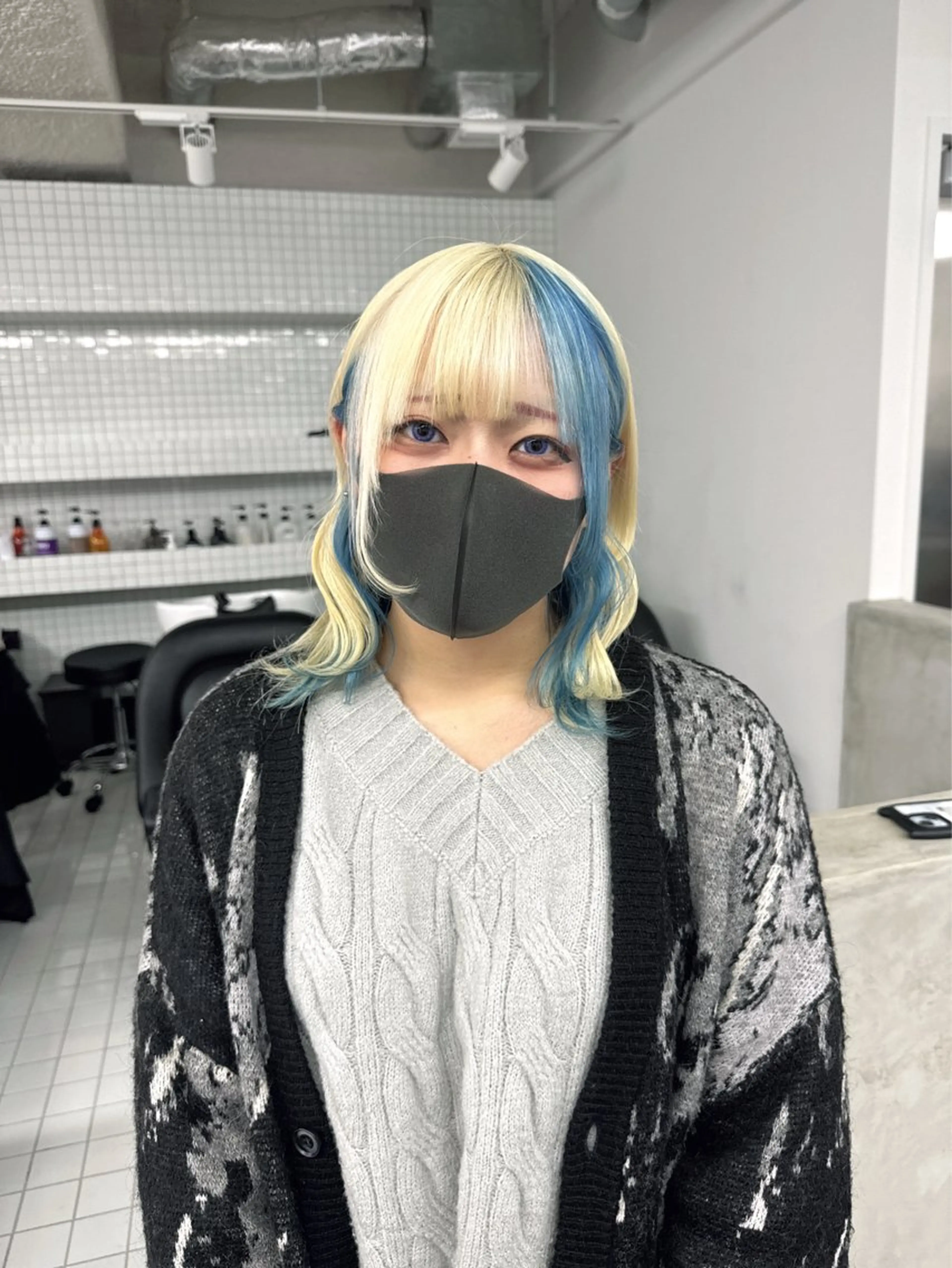 セミロング カラー ヘアカラー ハイトーン/ピンク カラー/めい🎀のヘアスタイル