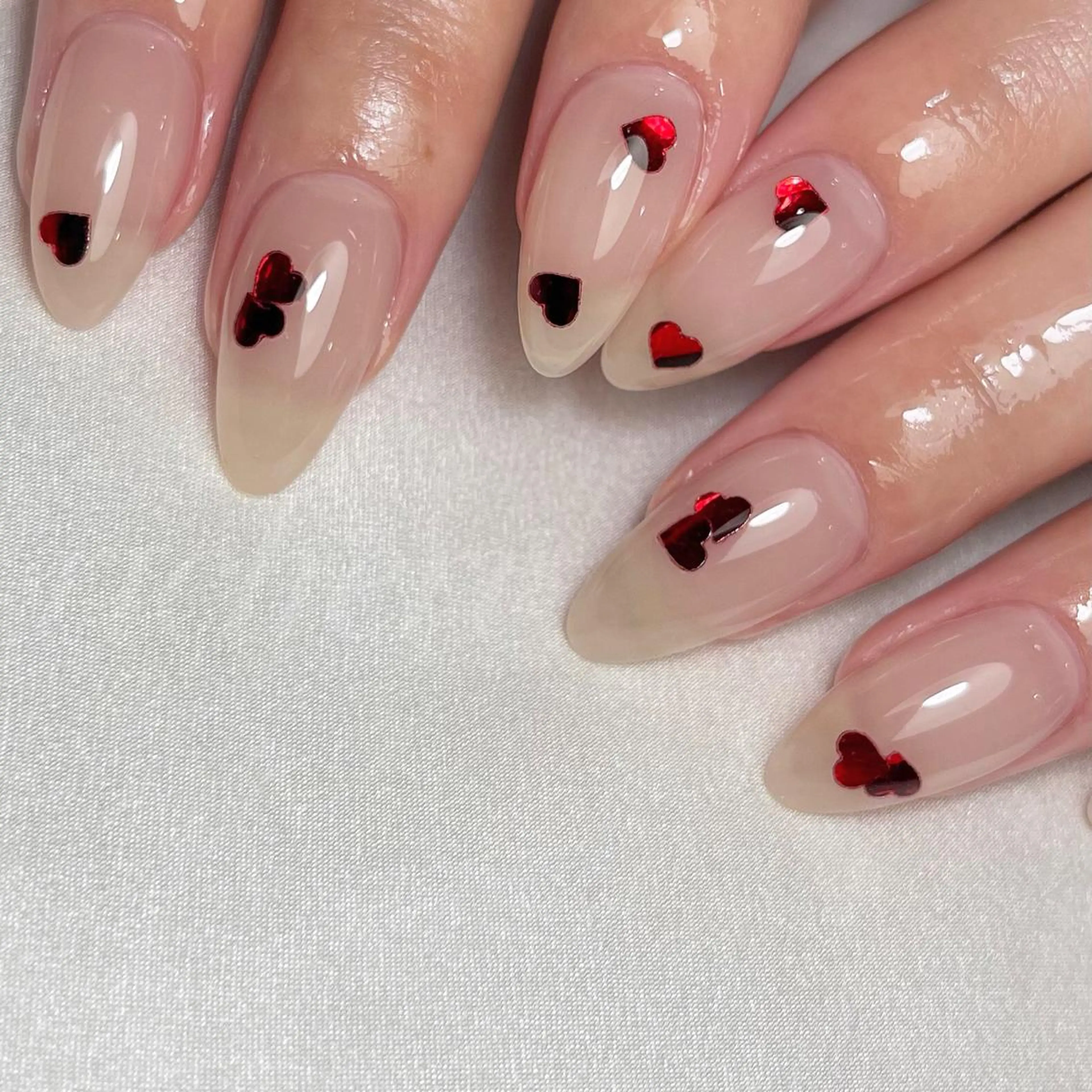 ミディアム ネイル ハンドネイル richeri beautyのエステ・リラクイメージ