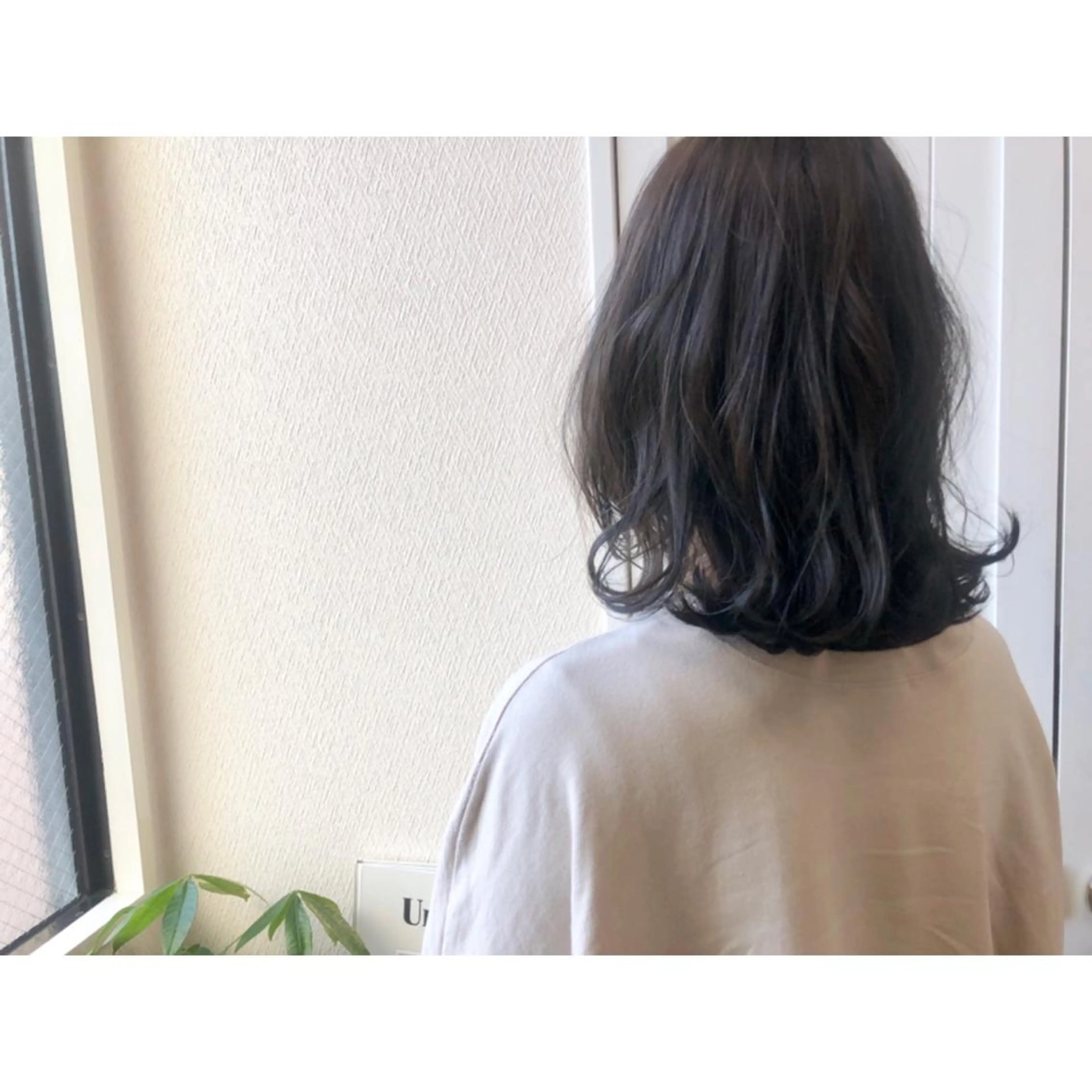 ミディアム カラー アッシュ 黒髪 透明感カラー 江上拓郎/ショート /酸性ストレートのヘアスタイル