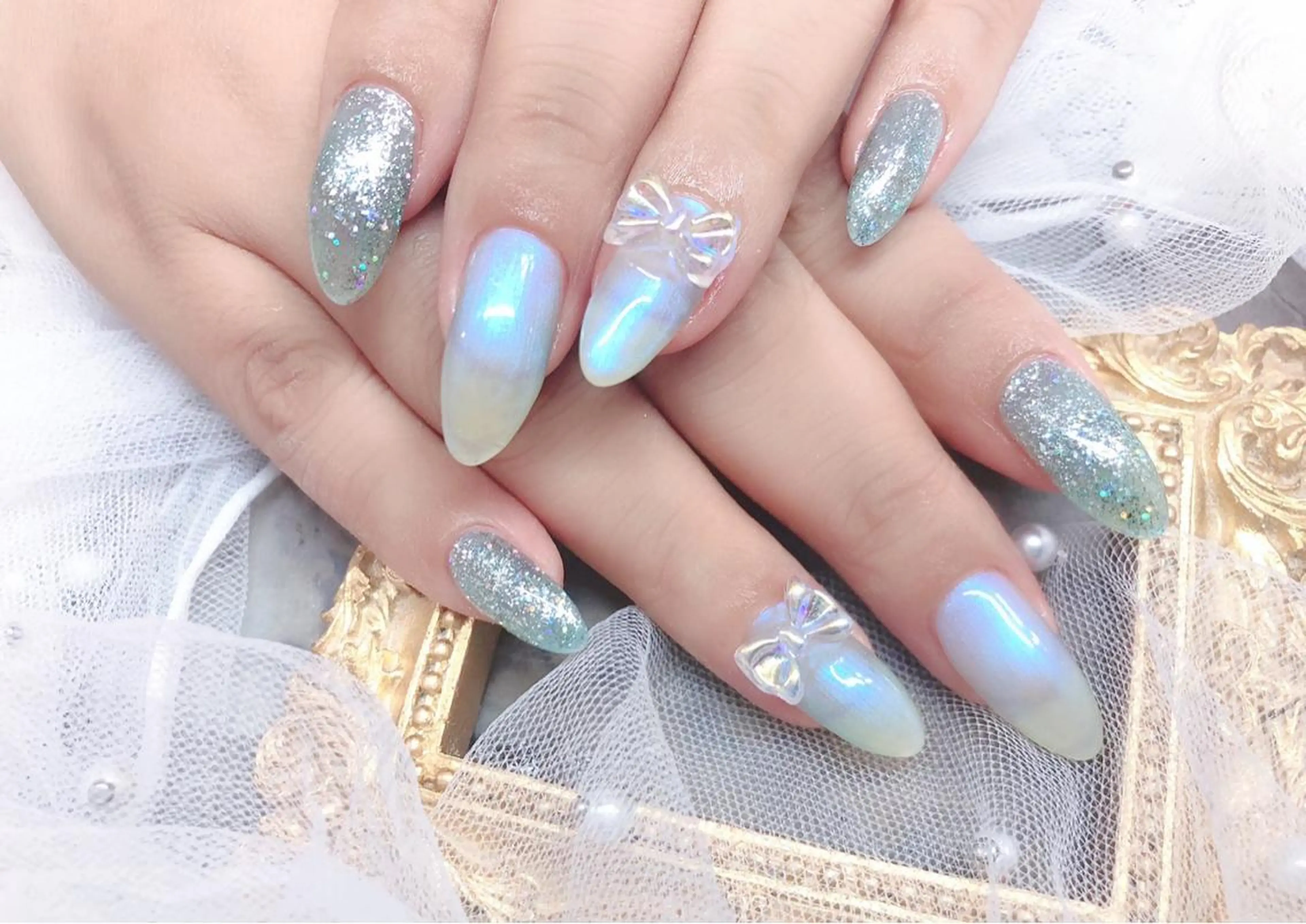 ネイル ハンドネイル マジック ミラーのネイルデザイン