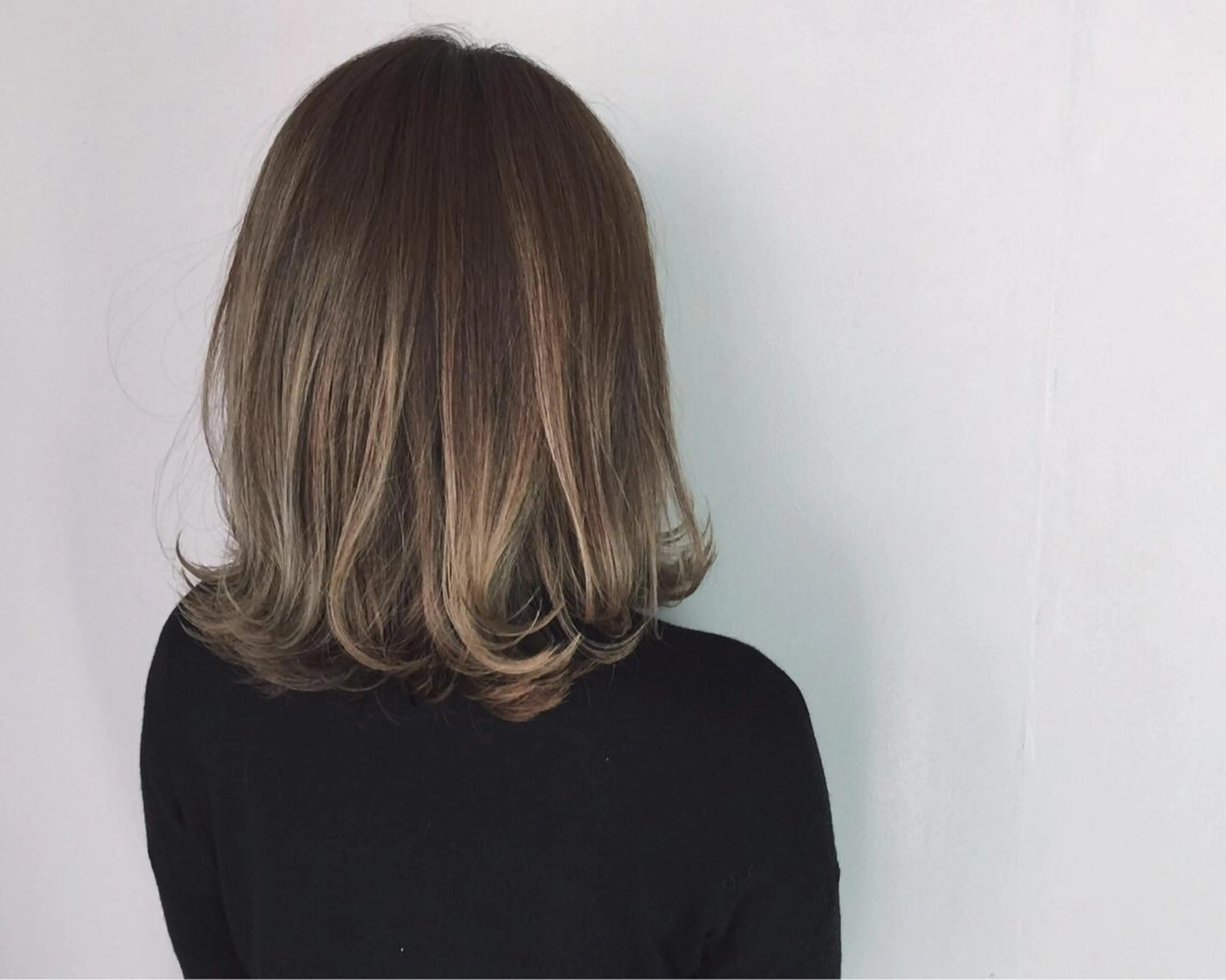 ミディアム カラー VIRETTA 【ヴィレッタ】のヘアスタイル
