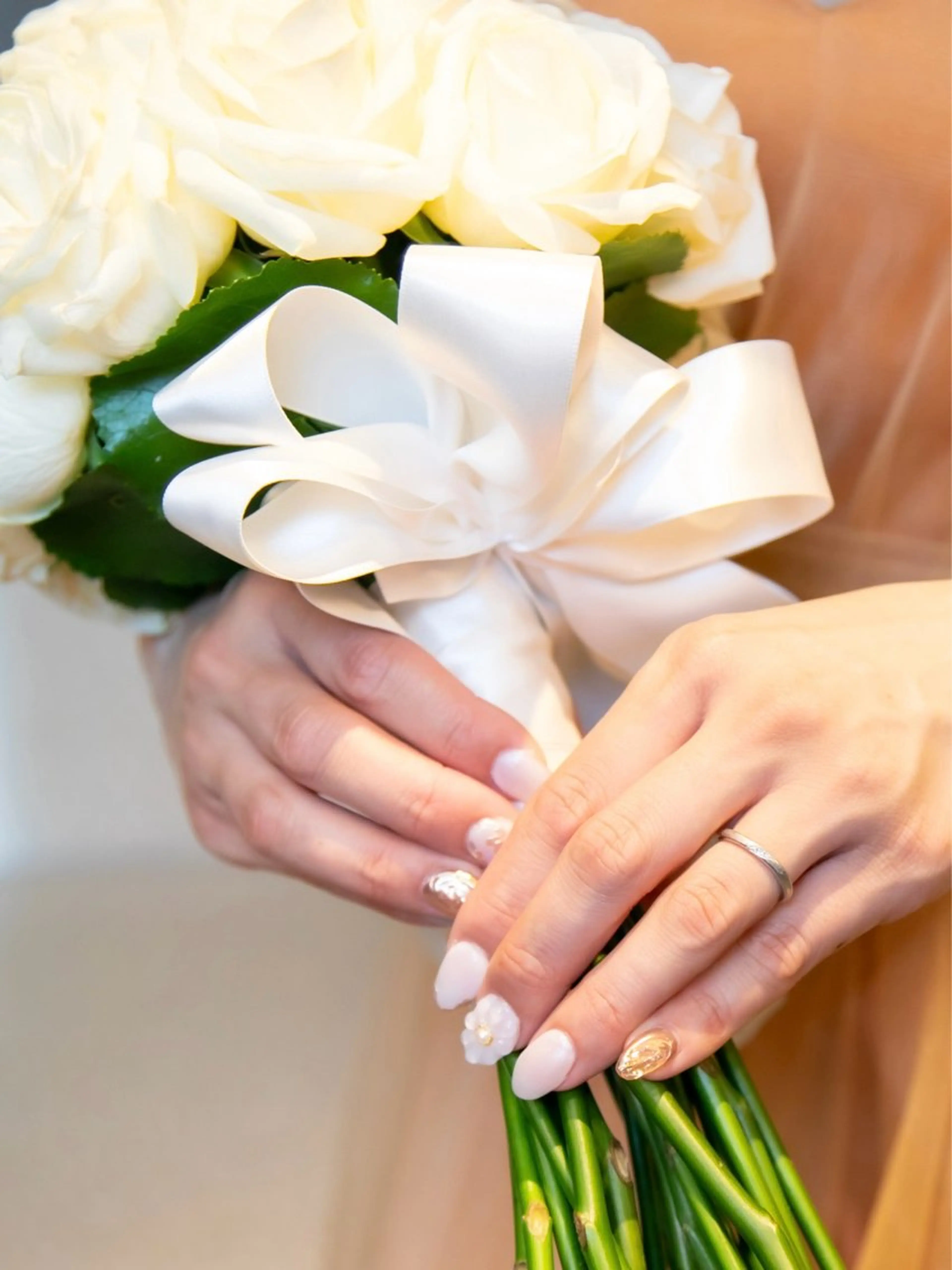 ネイル 持ち込み ブライダルネイル ハンドネイル NAIL BLISSのネイルデザイン