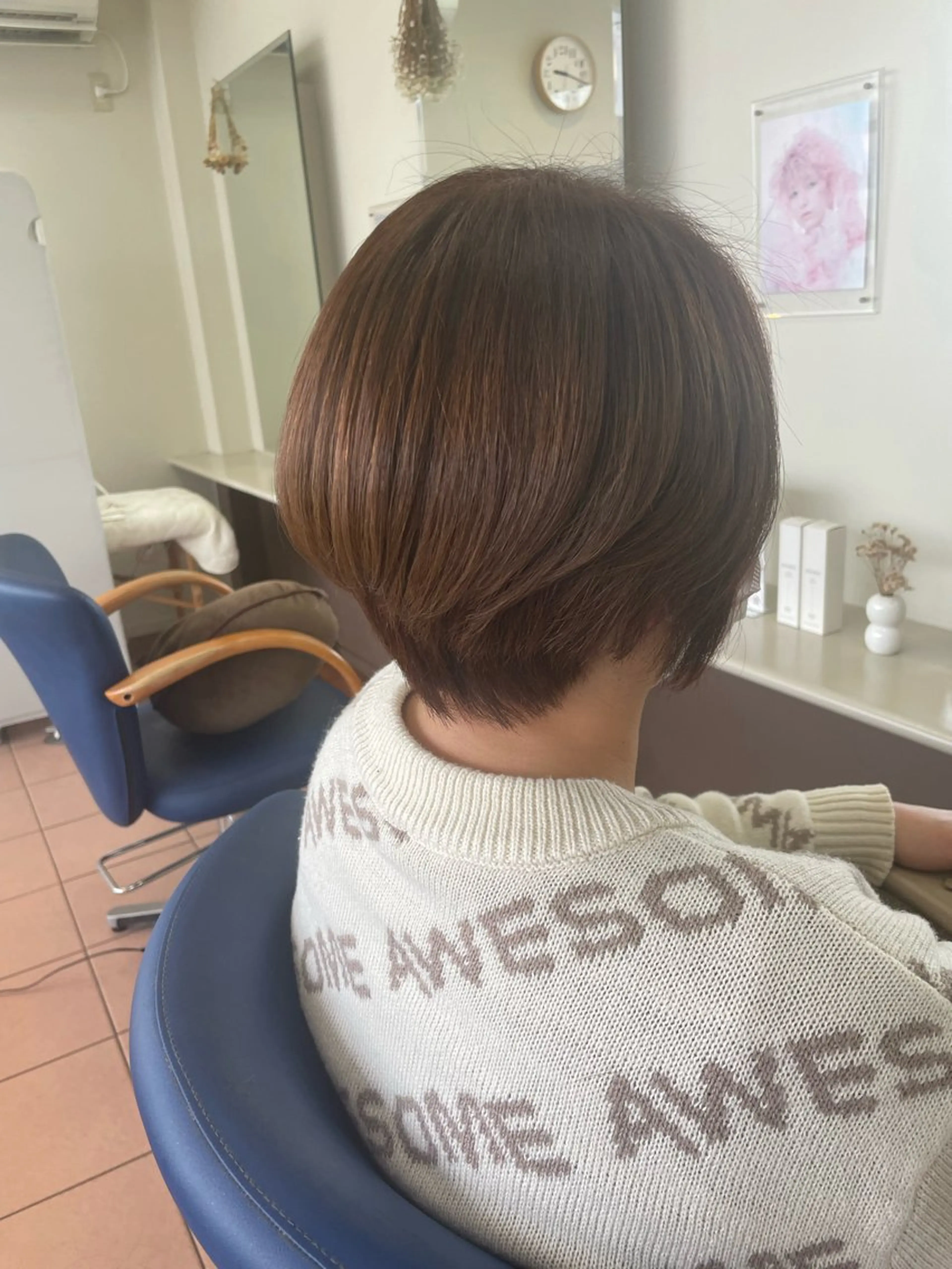 ショート ボブ attrice杉山 綾乃のヘアスタイル