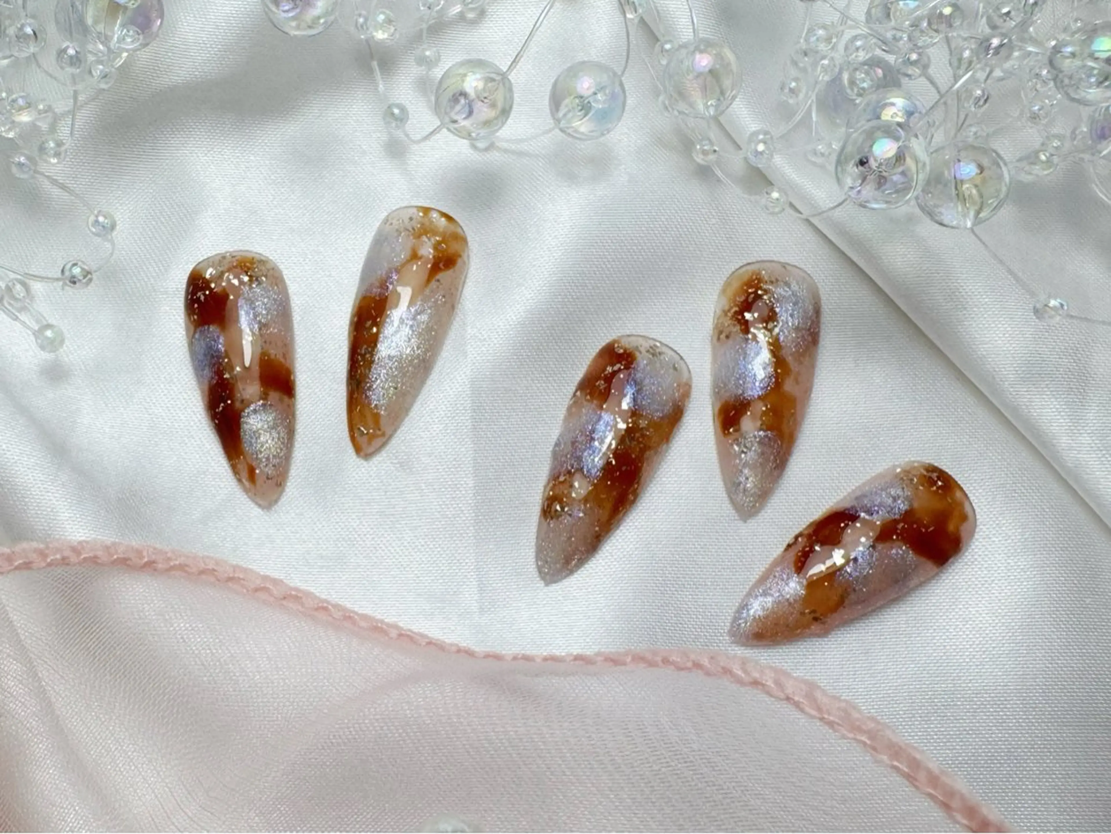 ネイル ハンドネイル ビューティーサロン フラワーズ　ヒのネイルデザイン