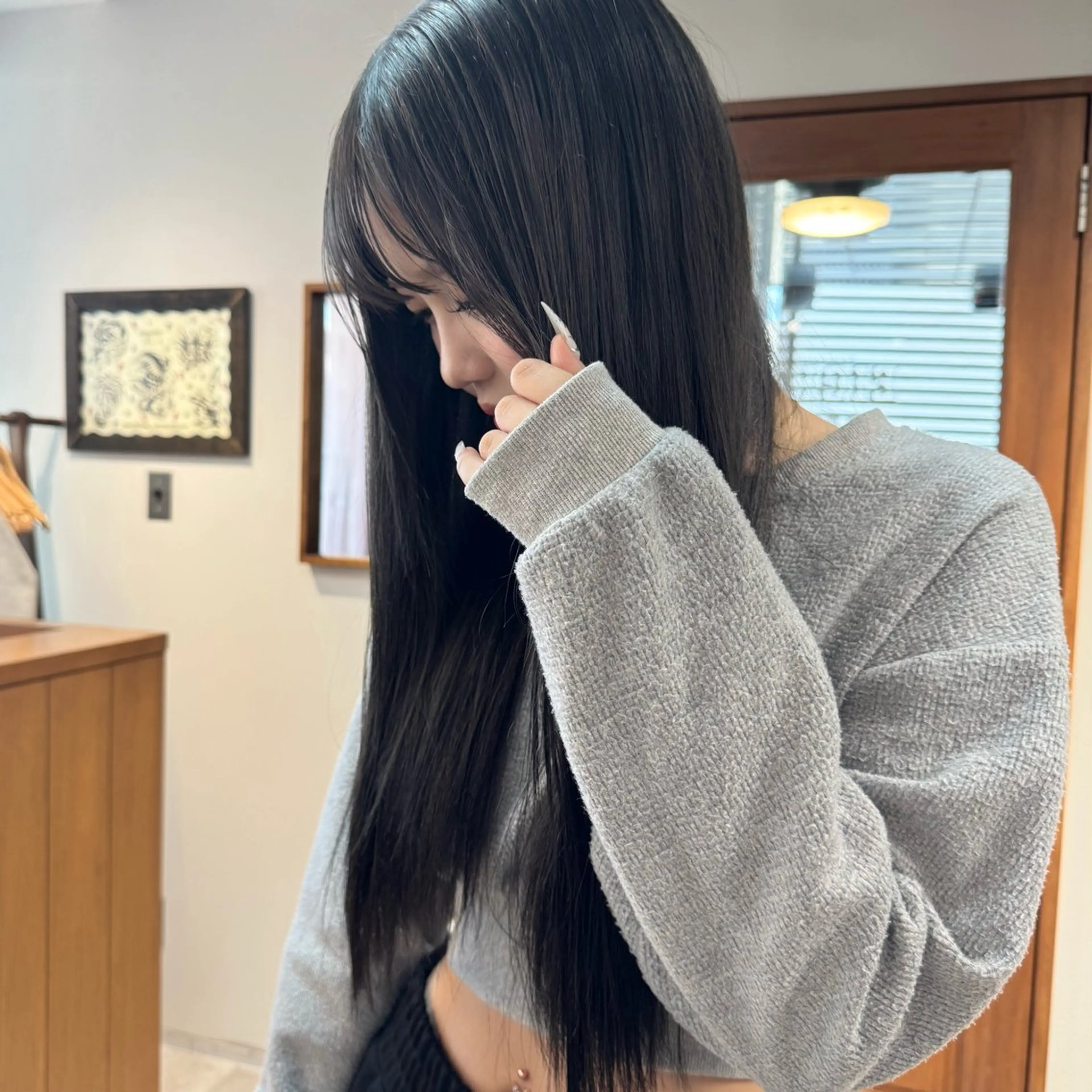 ロング カラー グレージュ カット ヘアカラー トリートメント 優梨 EIGHT💞のヘアスタイル