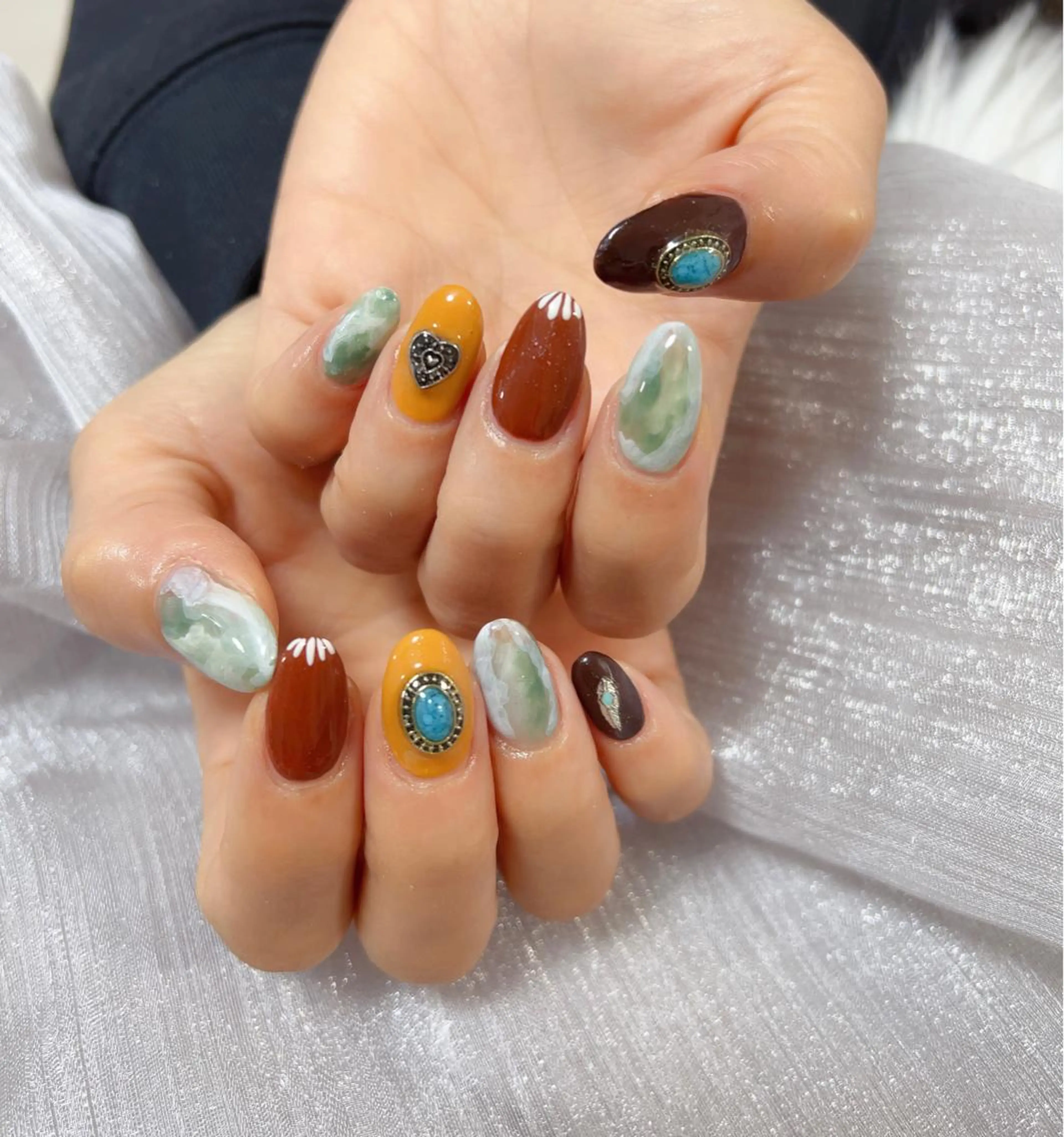 ネイル ＆ME アンドミーのネイルデザイン