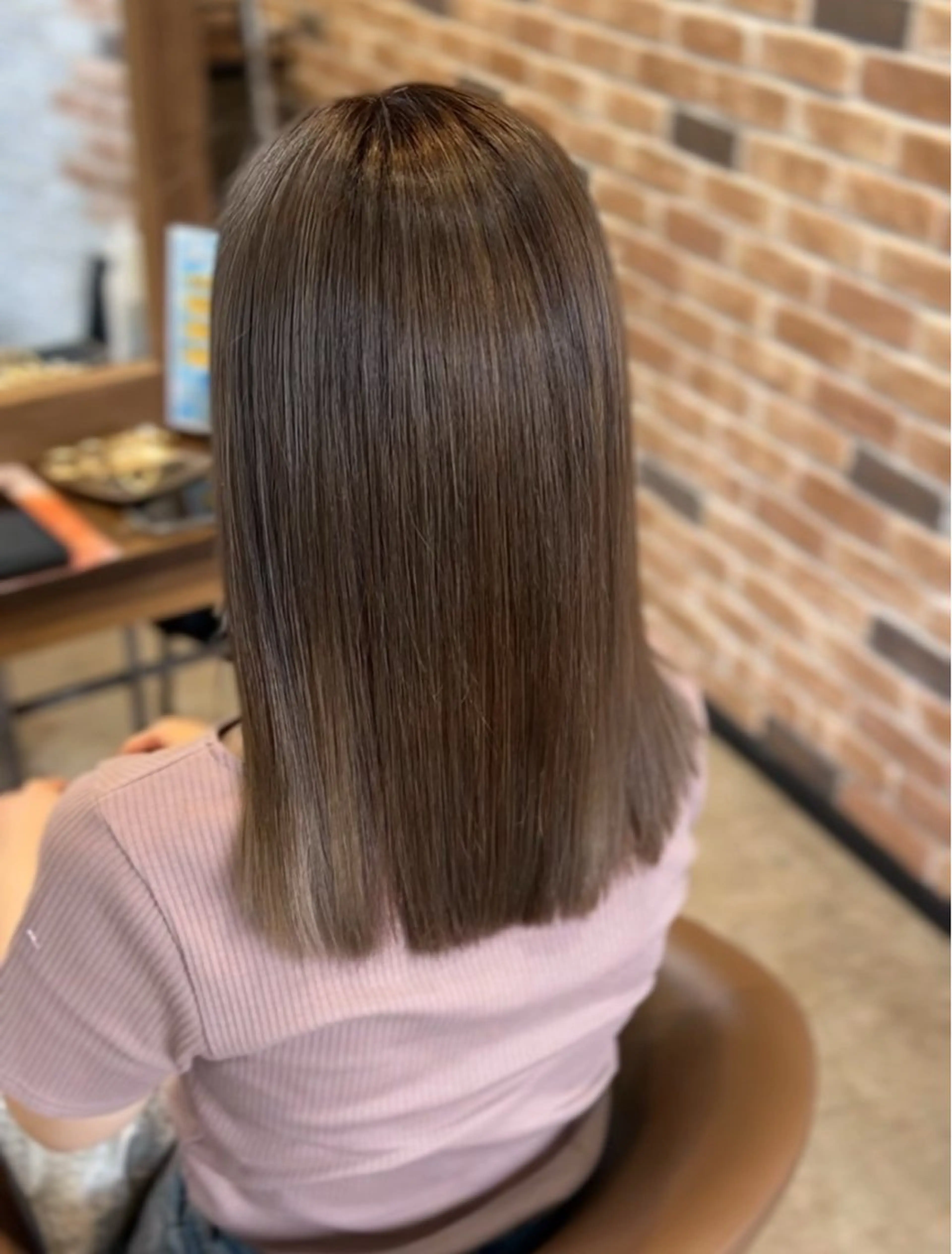 セミロング 米村 美咲のヘアスタイル