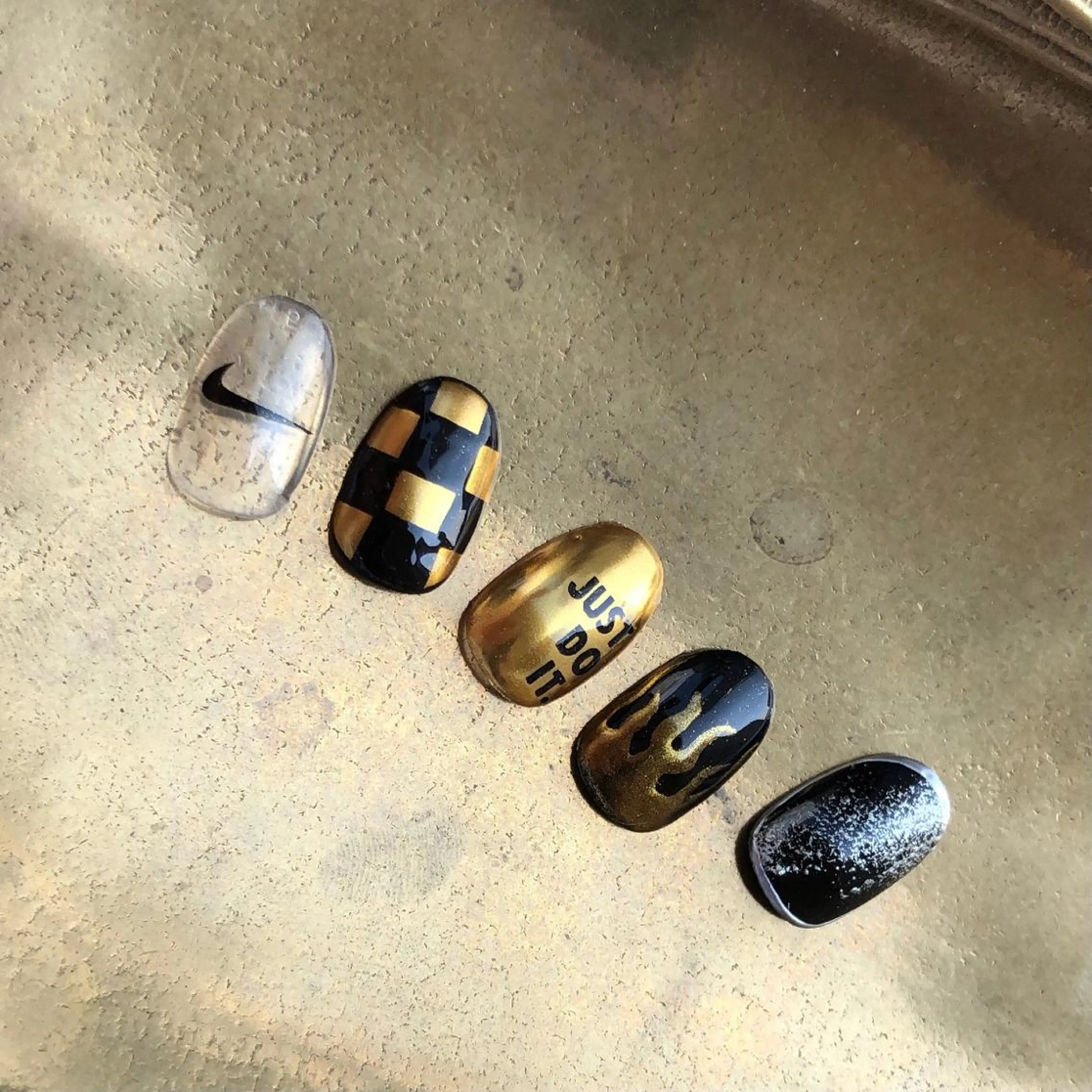 ネイル ハンドネイル フットネイル ハンドケア Miyagi Asamiのネイルデザイン