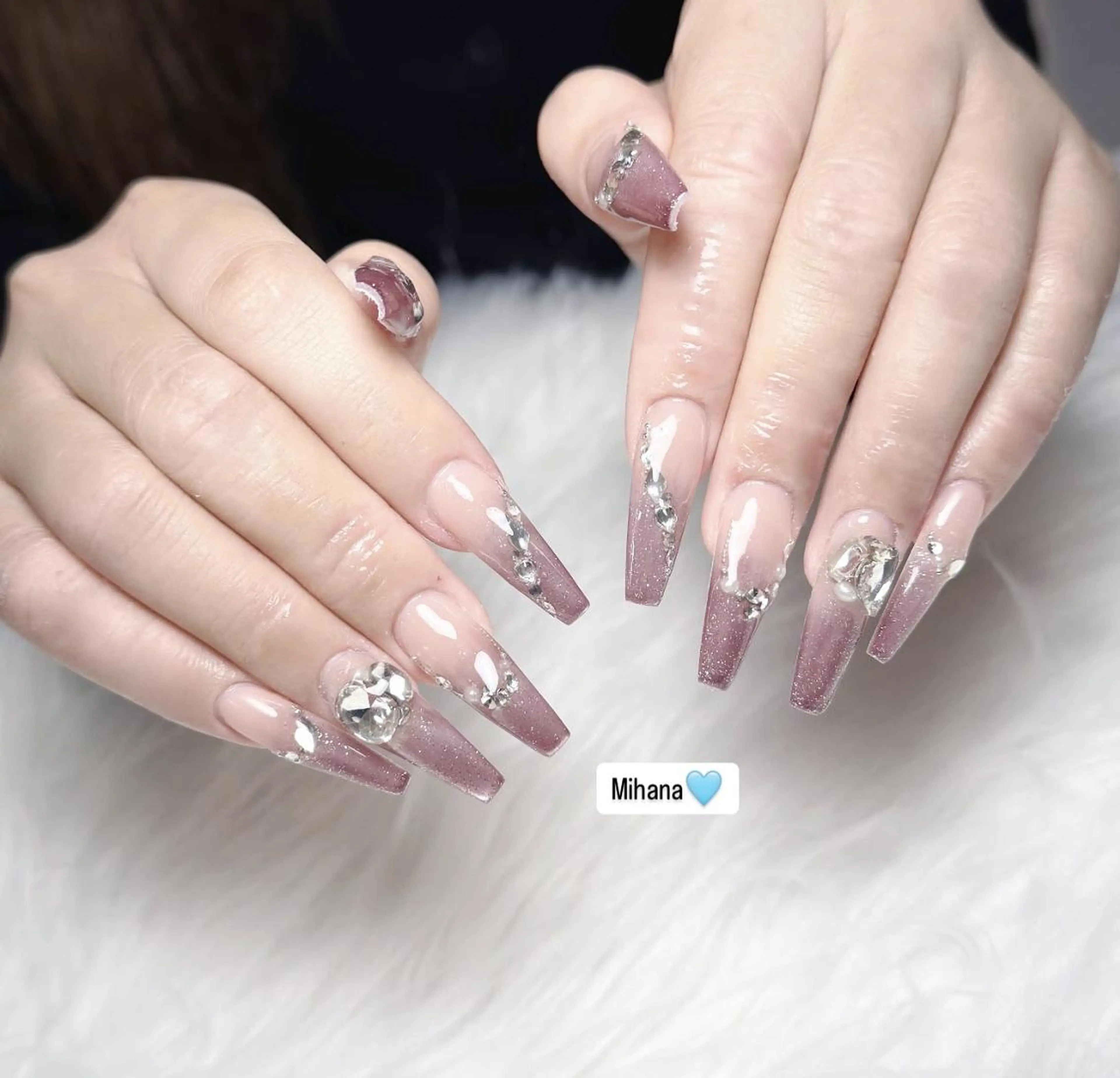 ネイル 長さ出し フレンチネイル グラデーション 卒業式 マグネットネイル MIHANA SAKURAのネイルデザイン
