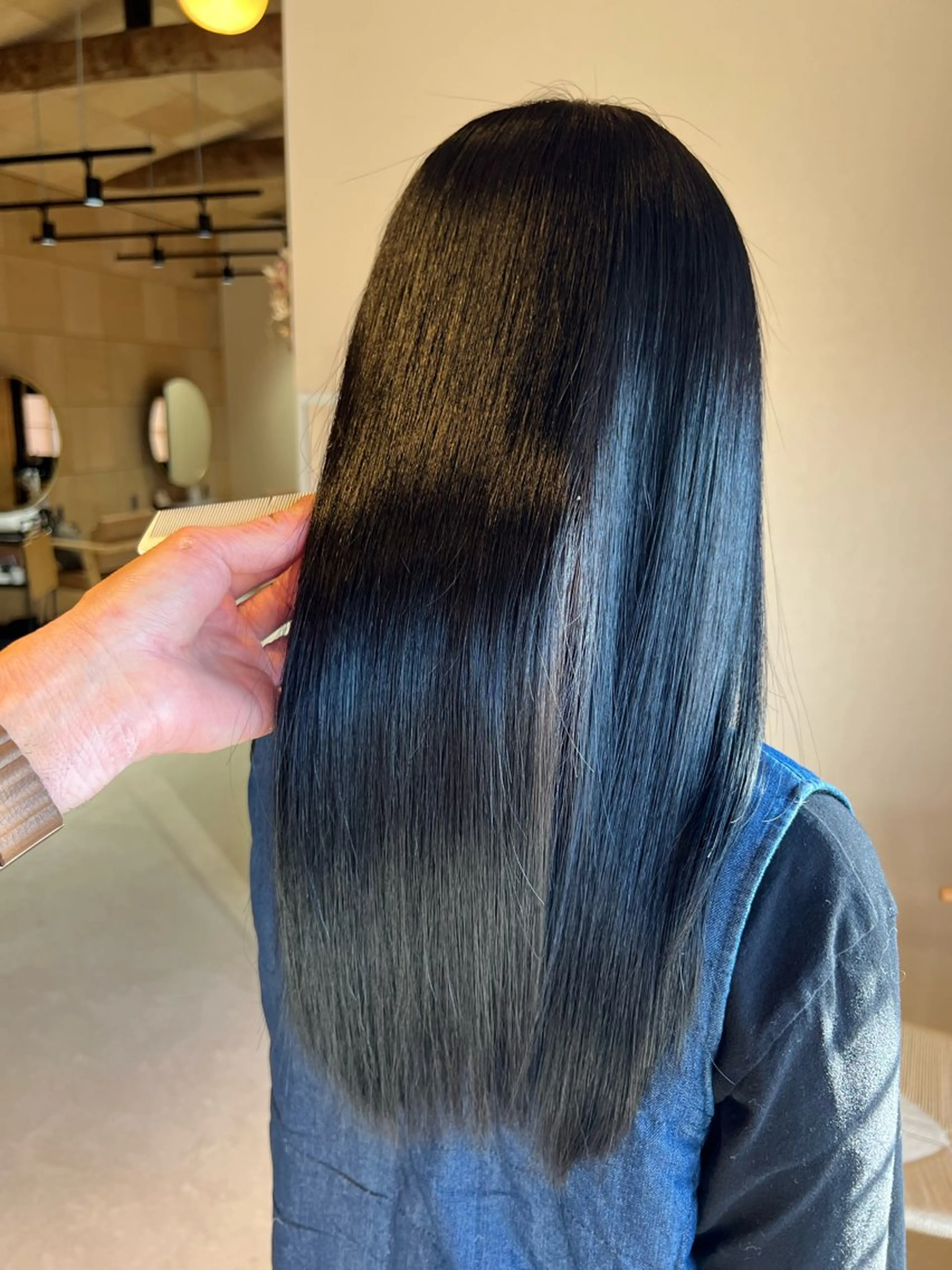 ロング 縮毛矯正 トリートメント 進藤 来実のヘアスタイル