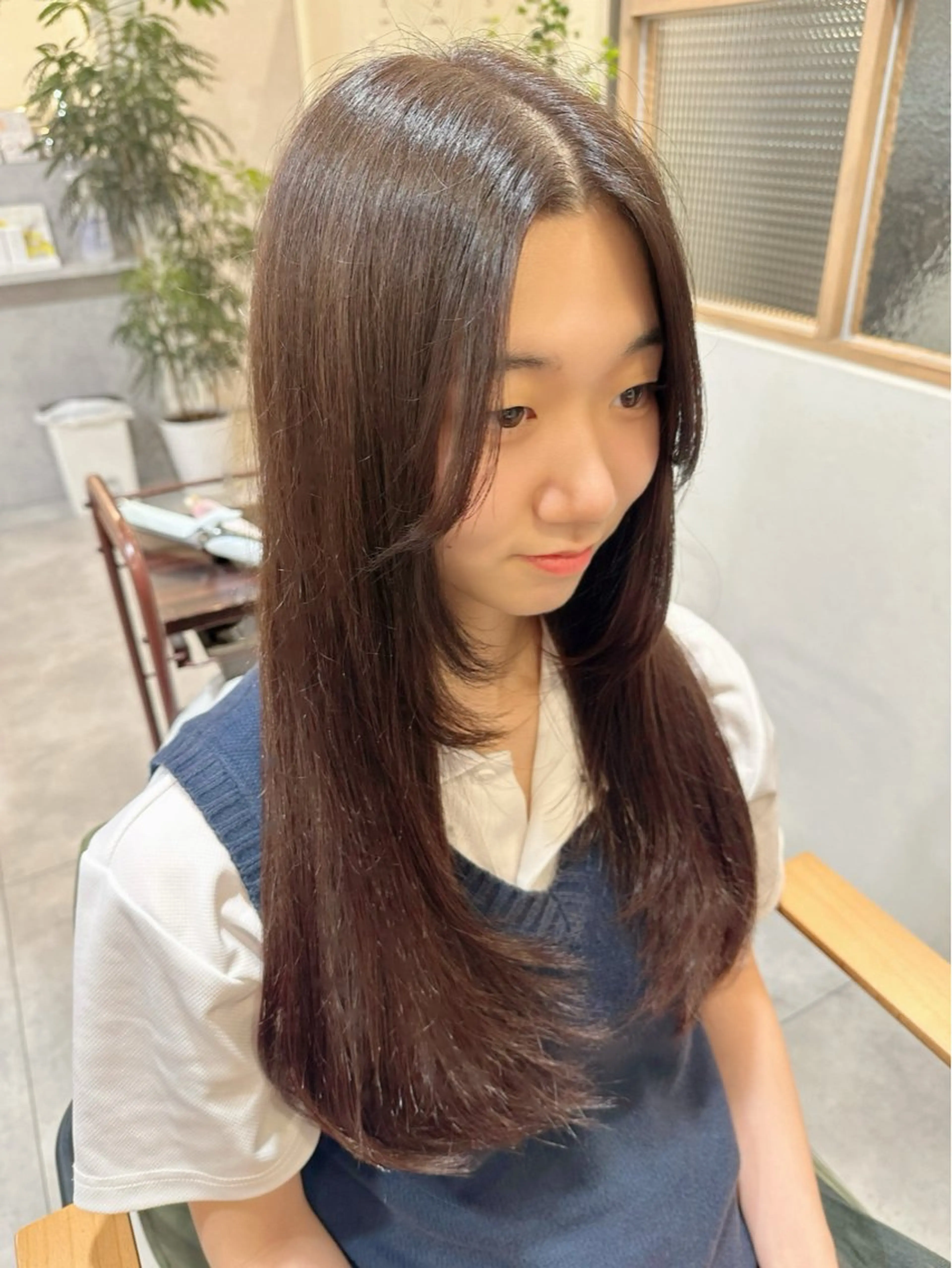 ロング レイヤーカット desirbeaux 佐藤愛のヘアスタイル