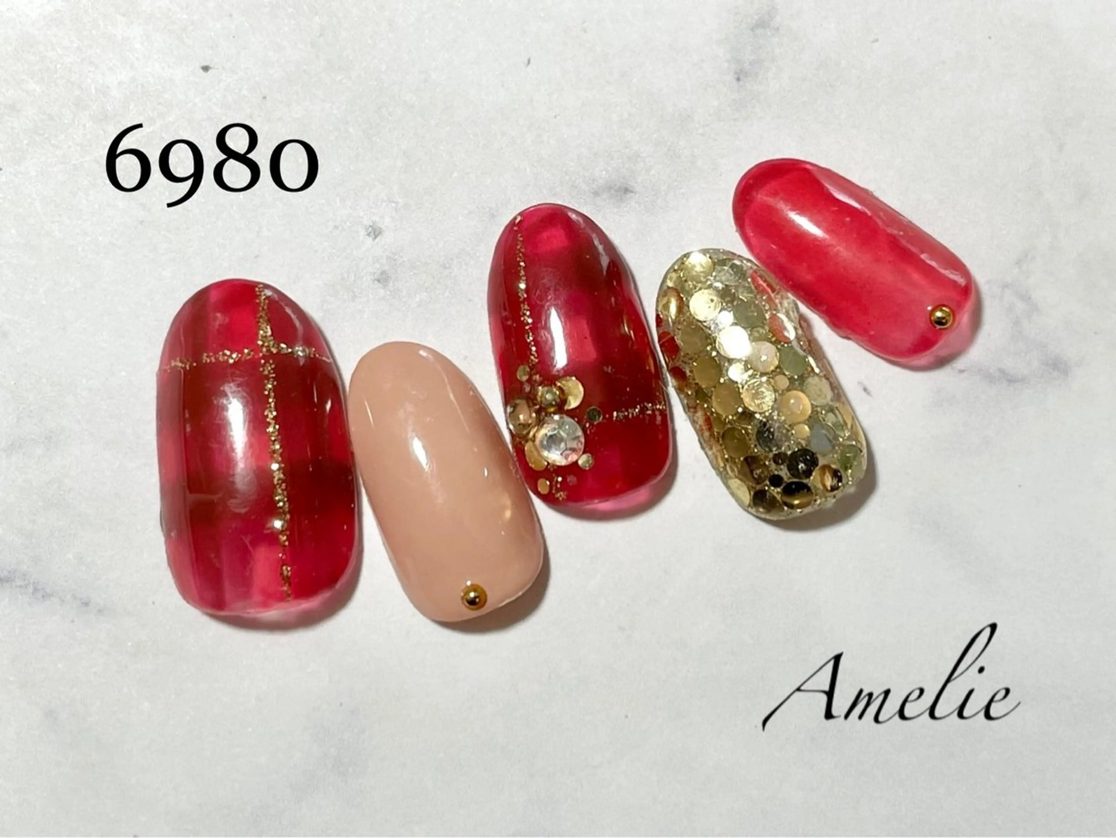 ネイル 浅野 綾のネイルデザイン