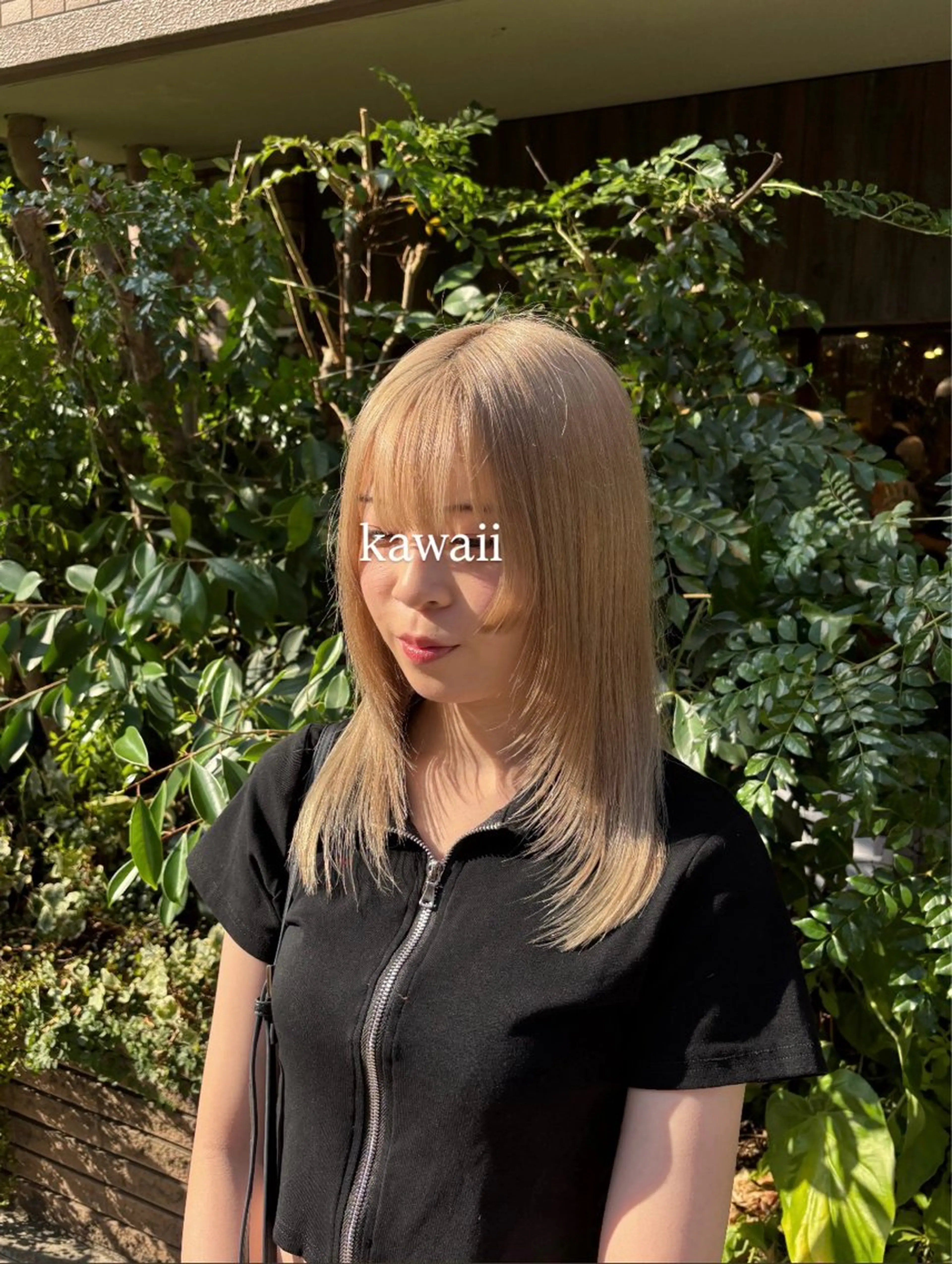 セミロング カット 多幸感×儚さ /代々木公園/リサのヘアスタイル