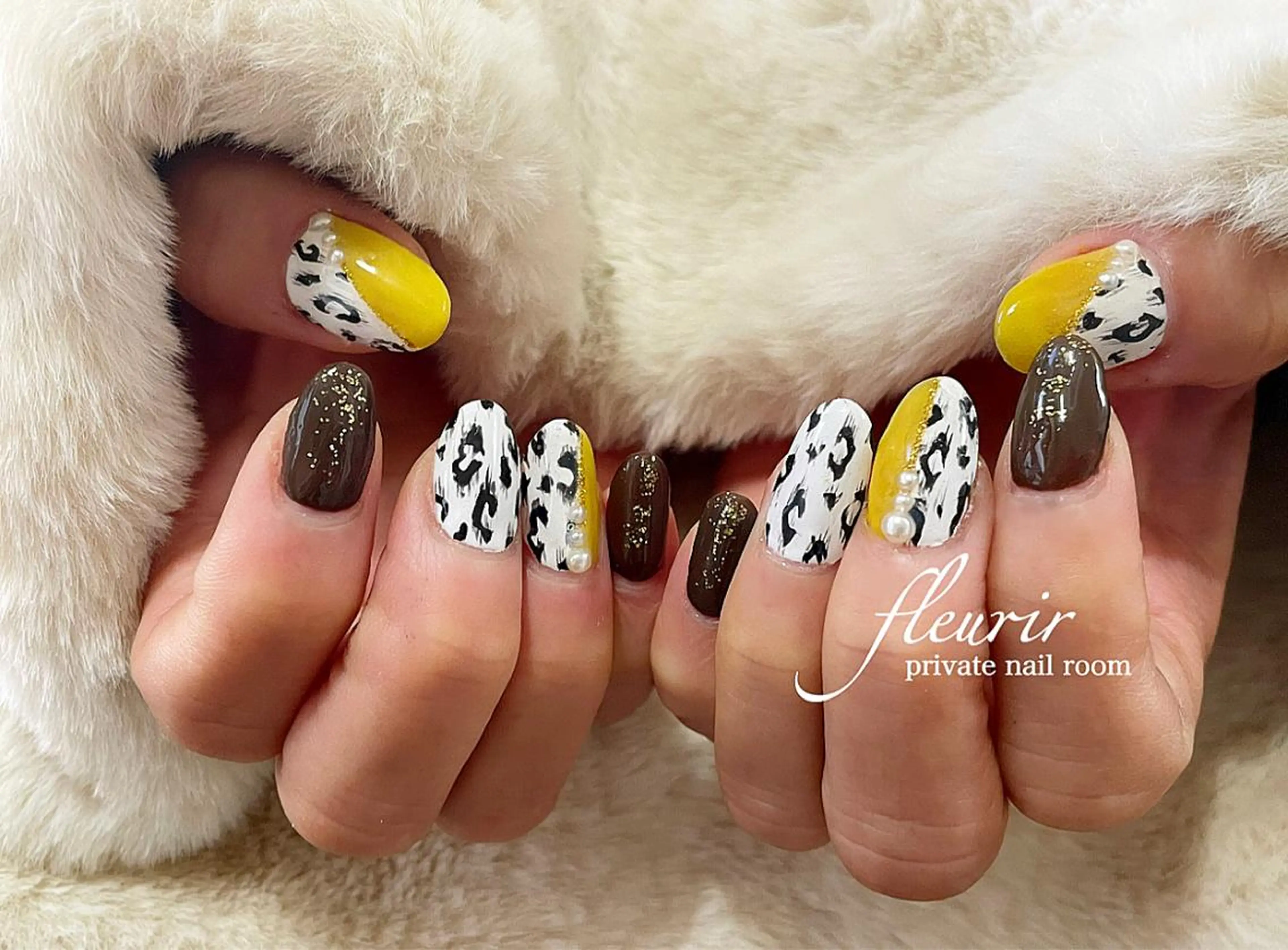 ネイル アニマル柄 アートネイル ブラウン 長さ出し ジェルネイル フルリール 【プライベートサロンのネイルデザイン