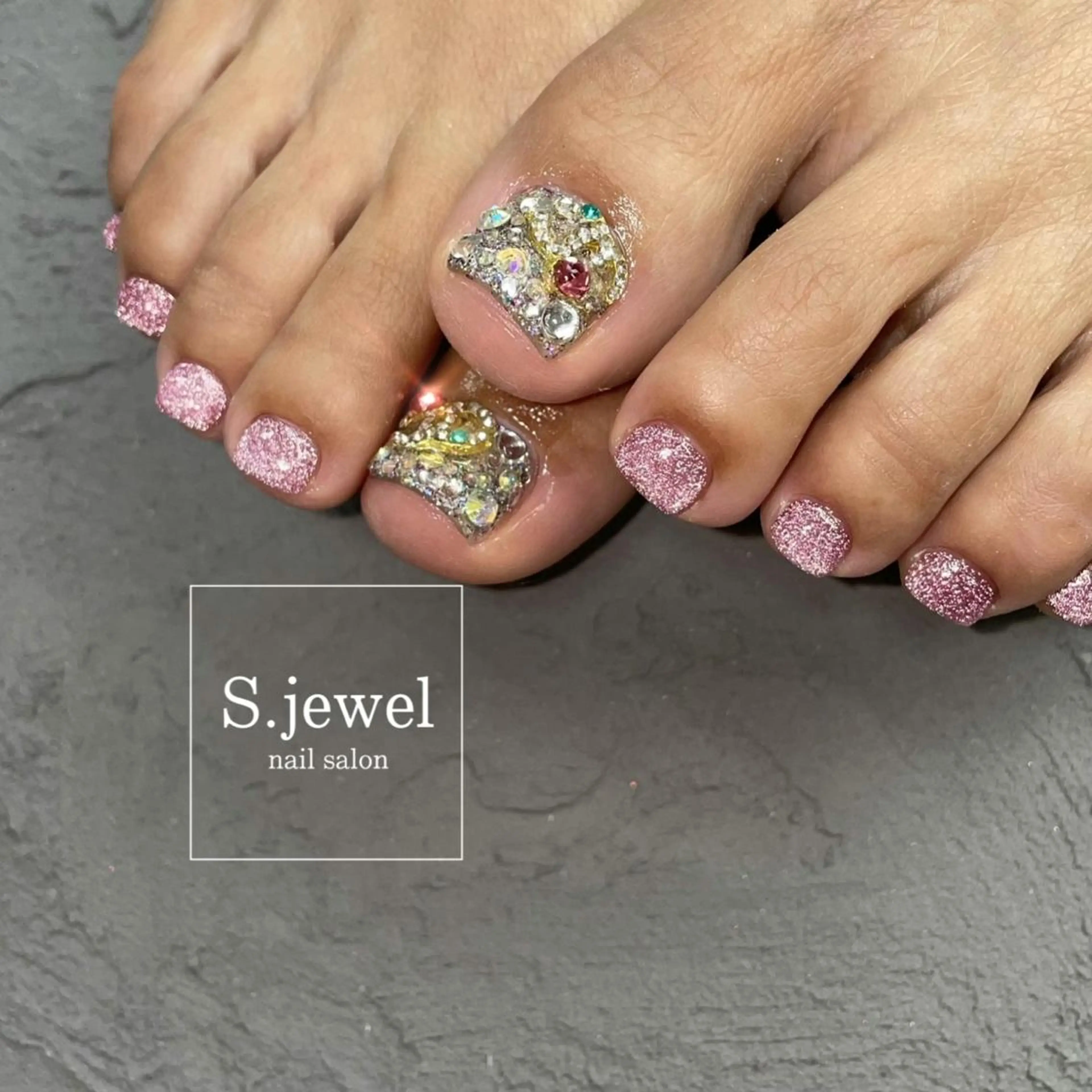 ネイル S. JEWELのネイルデザイン