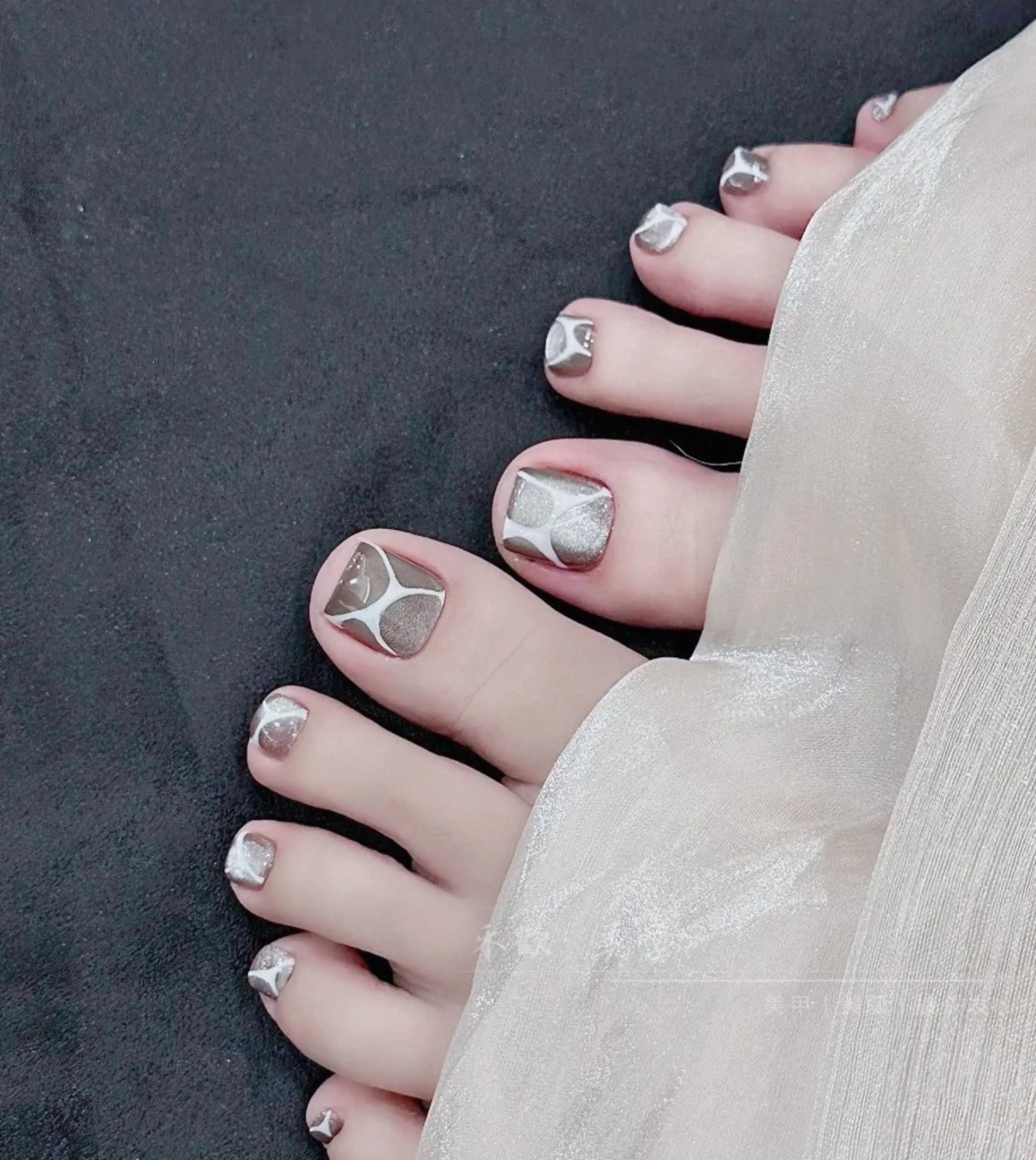ネイル MoonNail ユリ🌸のネイルデザイン
