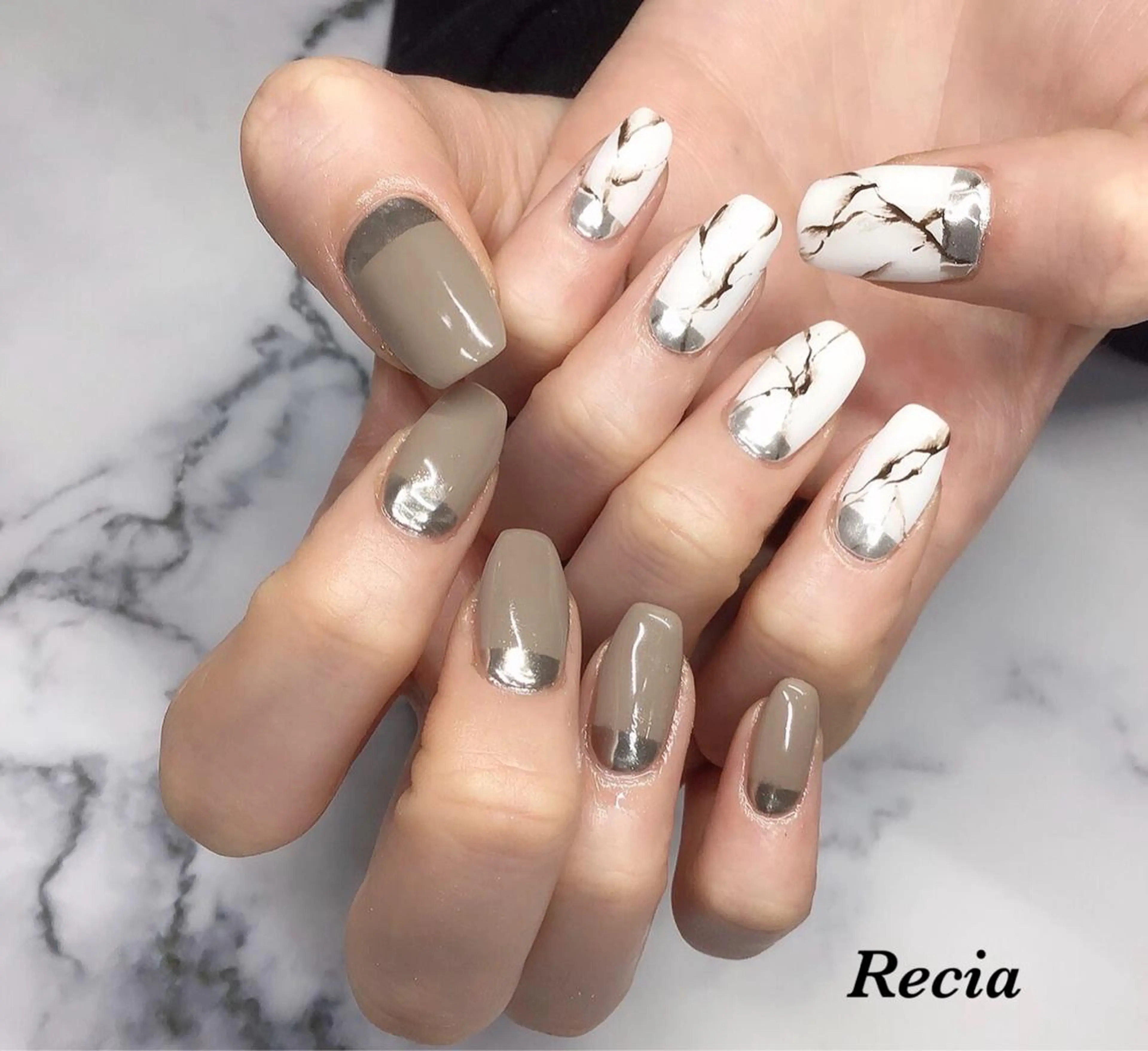 ロング カラー キッズ ネイル マツエク・マツパ 福田 加奈のネイルデザイン