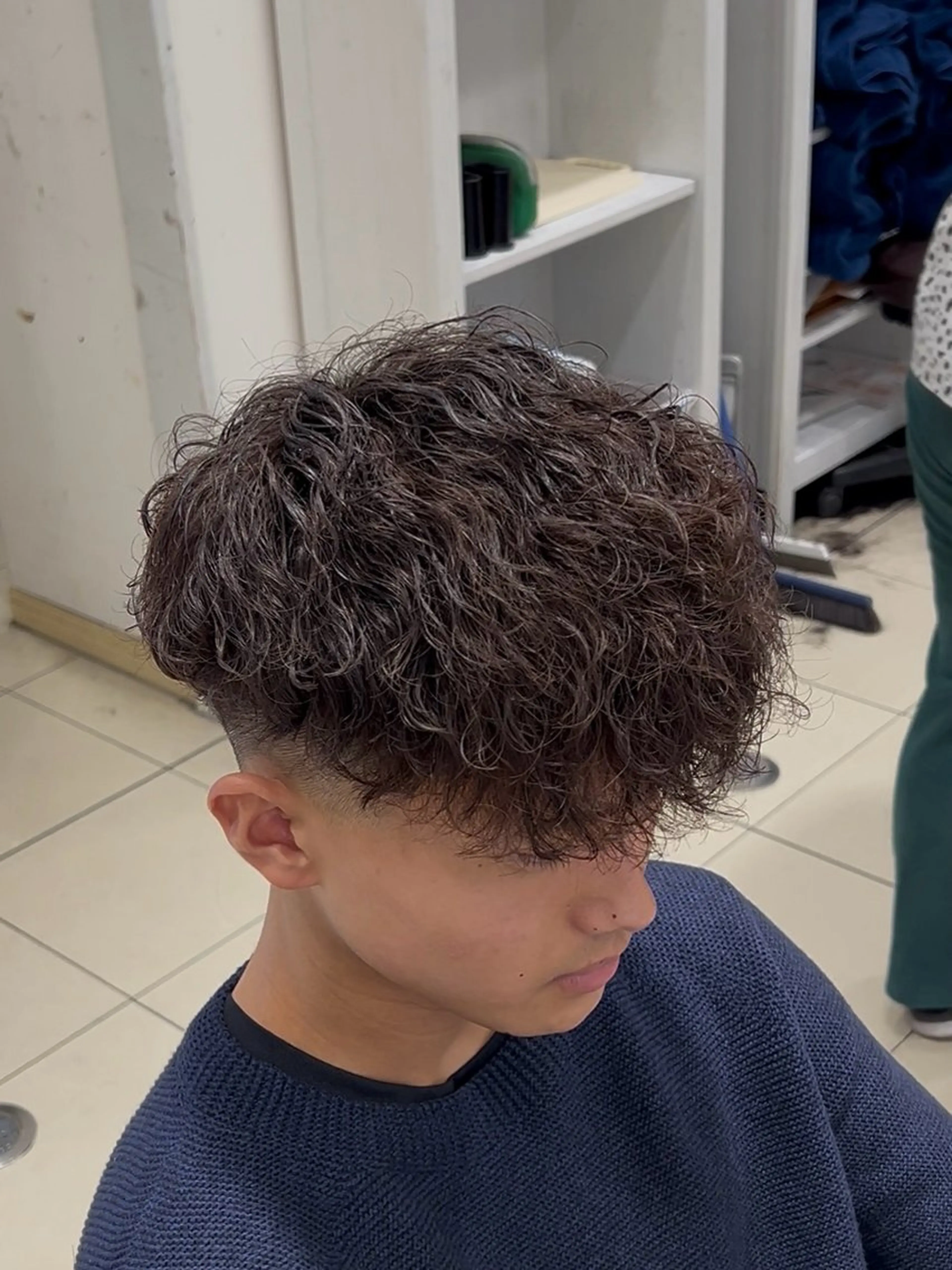 ショート パーマ メンズ スペインカール カット パーマ メンズ特化/勝田駅/ 佐和駅/鈴木輝瑠/のヘアスタイル