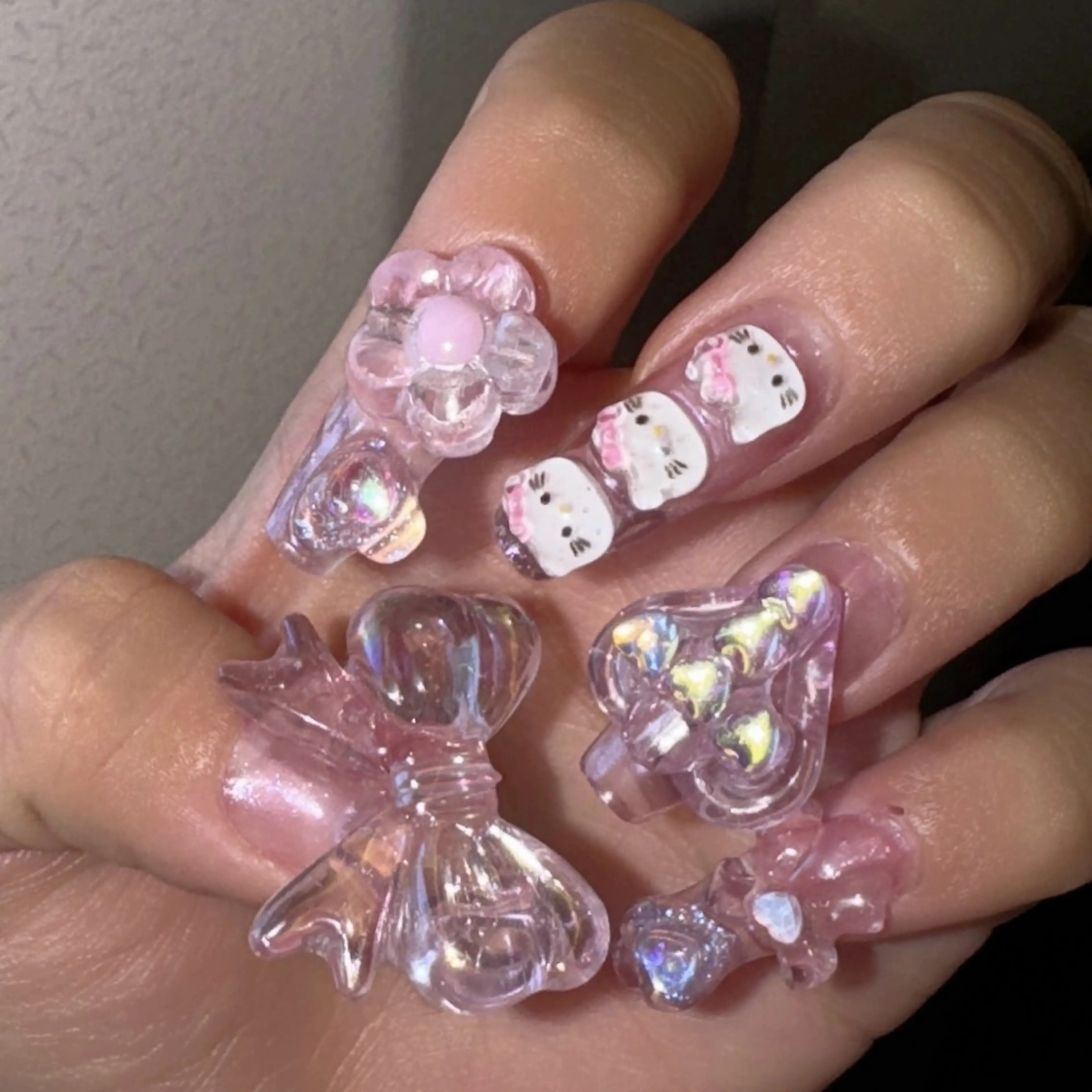 ネイル 長さ出し RIEKO🍒 ワンホン♡推しネイルのネイルデザイン