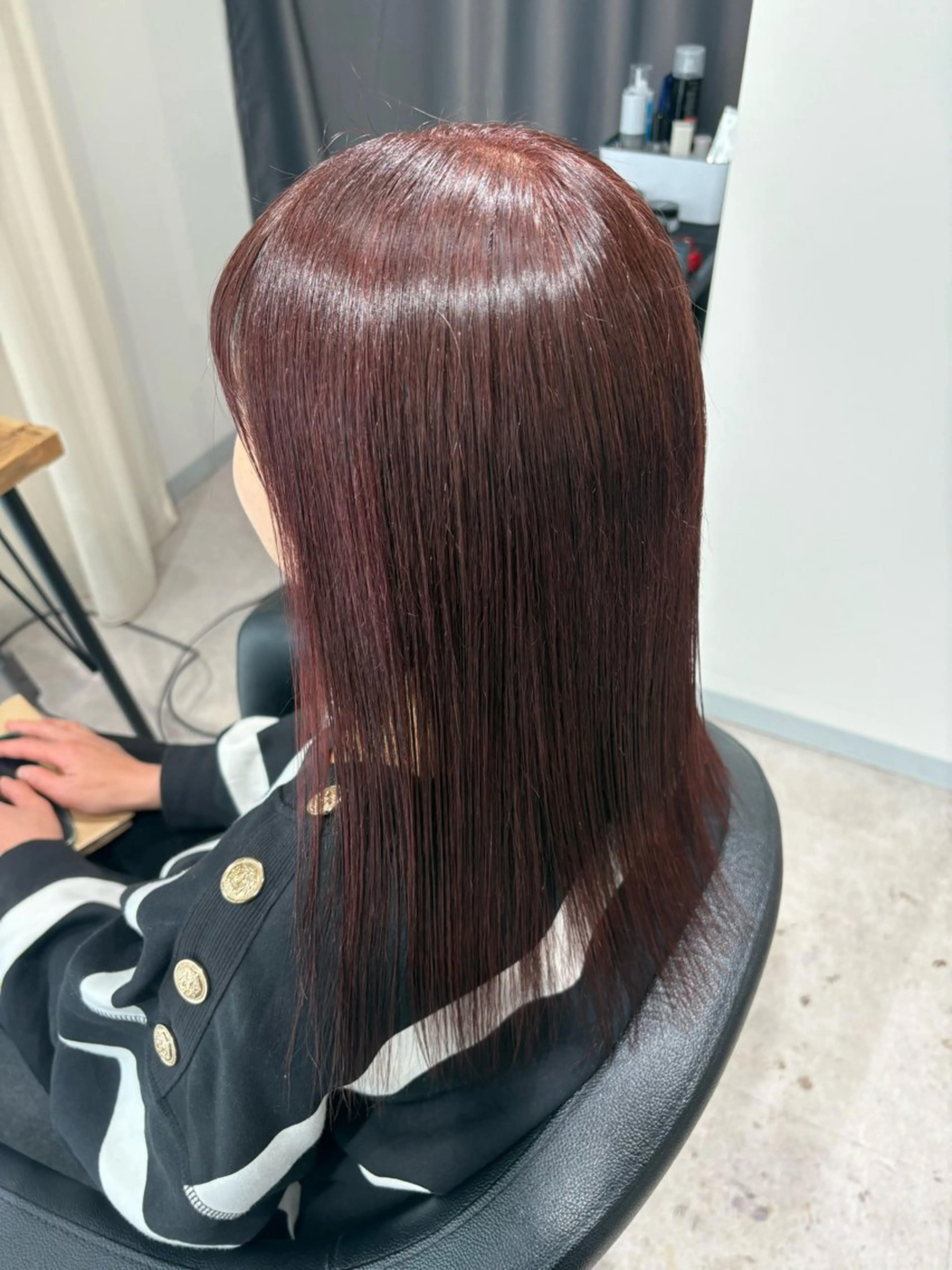 カラー ピンクカラー ヘアカラー aina / n.w.hのヘアスタイル