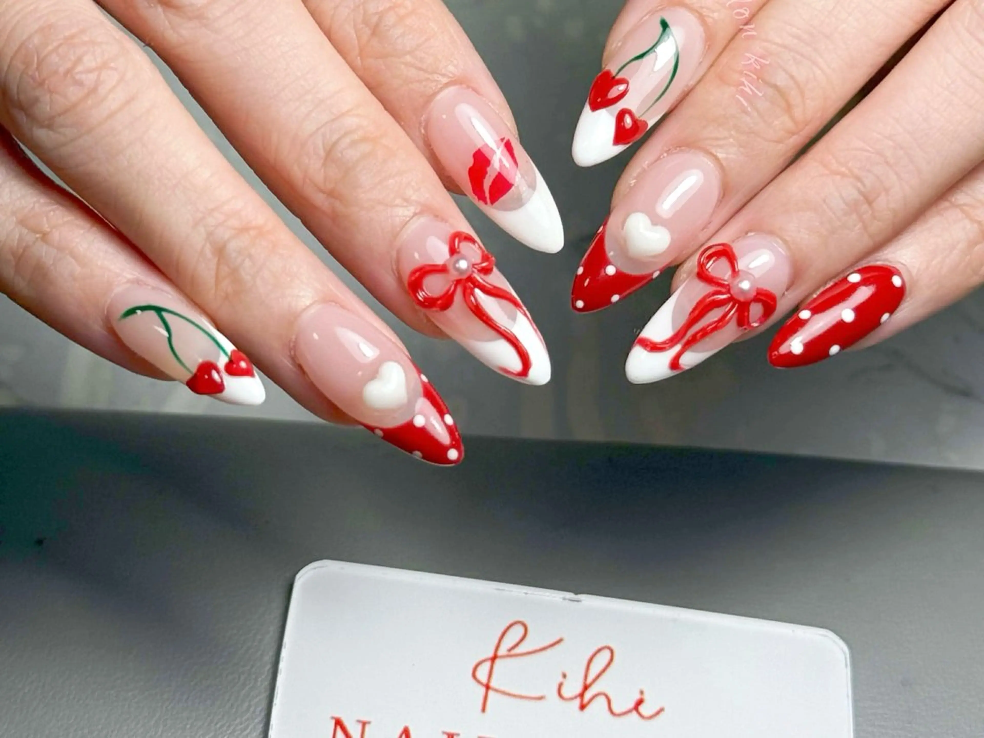 ネイル アートネイル フレンチネイル ジェルネイル グラデーション 韓国ネイル ハンドネイル ハンドケア さくら💮💮 【オフ無料】のネイルデザイン