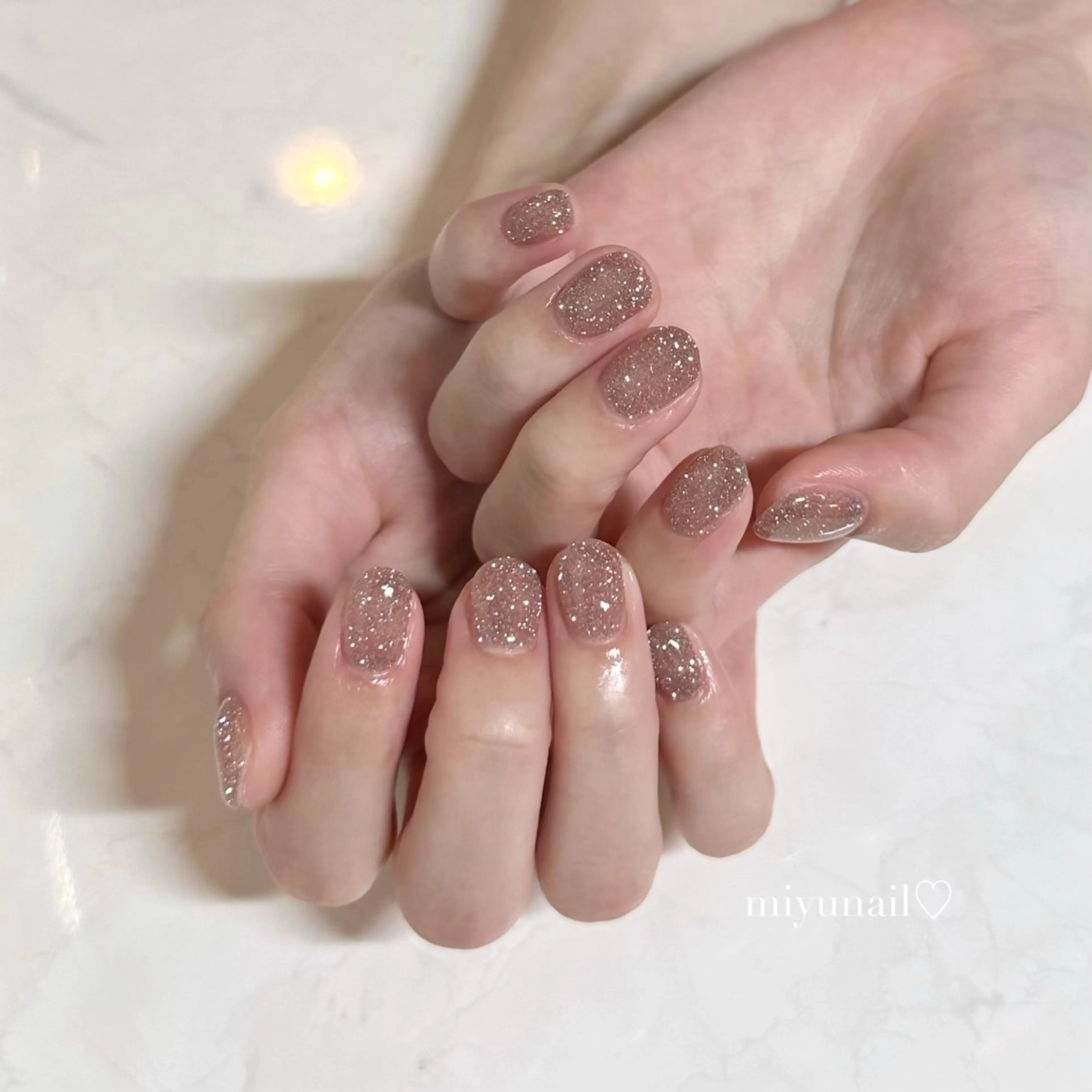 【handジェル】初回ソフトジェルオフ無料《オフ有》🍓enoi ジェル マグネット or フラッシュ ワンカラー🍓の写真