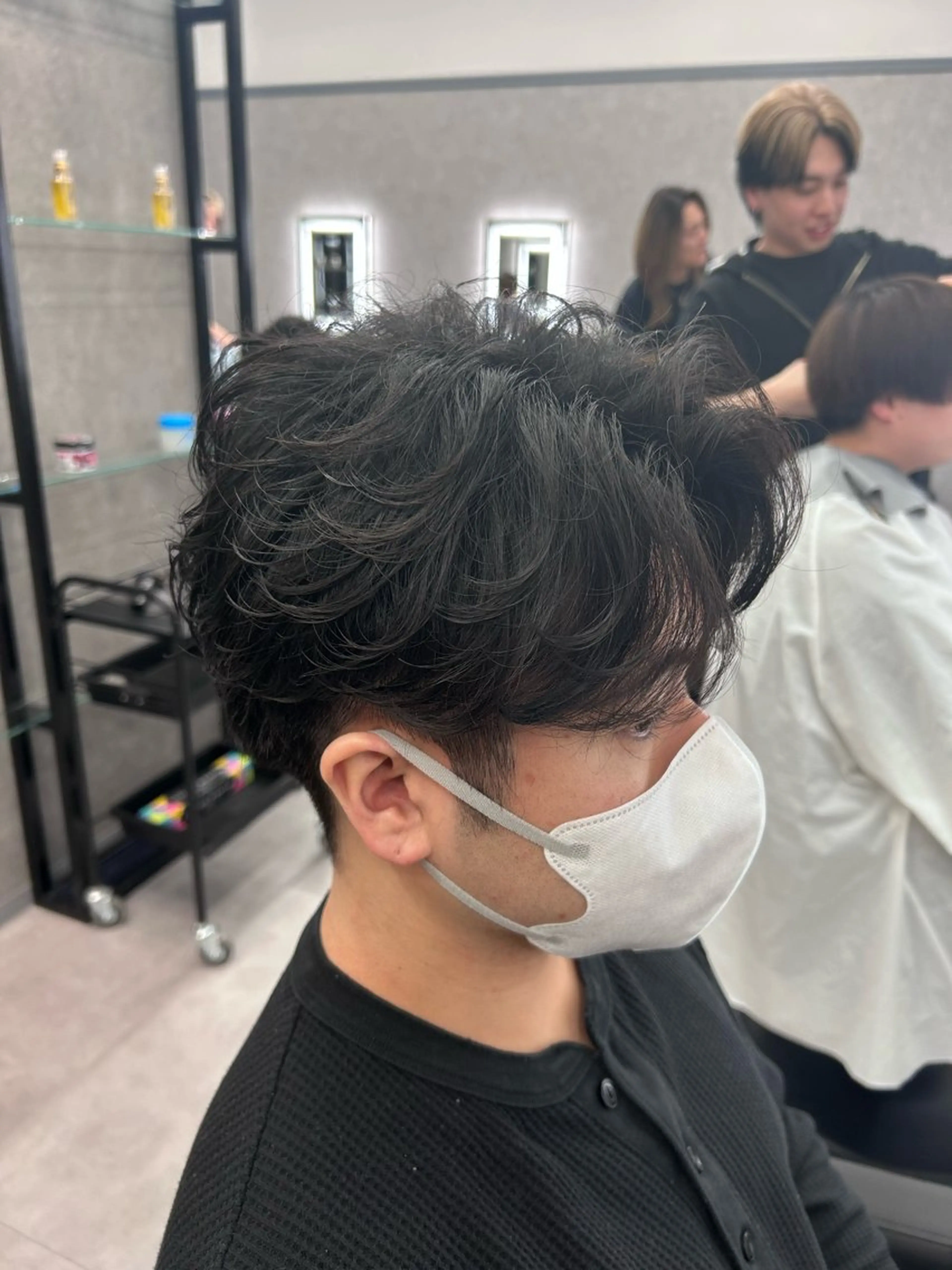 ショート カラー パーマ メンズ フェザーパーマ メンズパーマ ショートヘア カット パーマ メンズ特化 👑YUTAのヘアスタイル